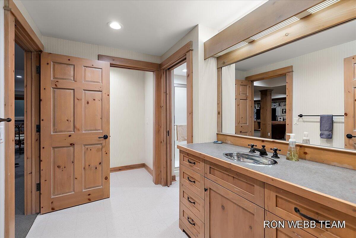 3501 N Lakeshore Drive Holland MI 49424