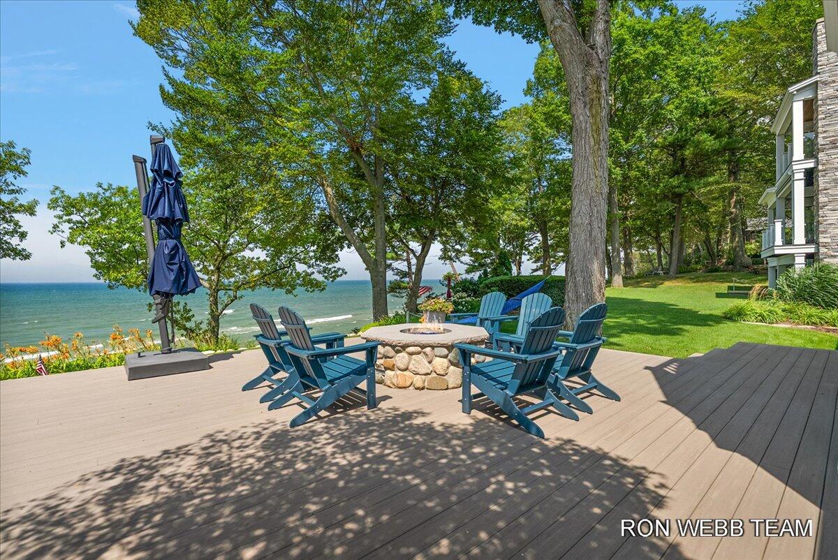 3501 N Lakeshore Drive Holland MI 49424