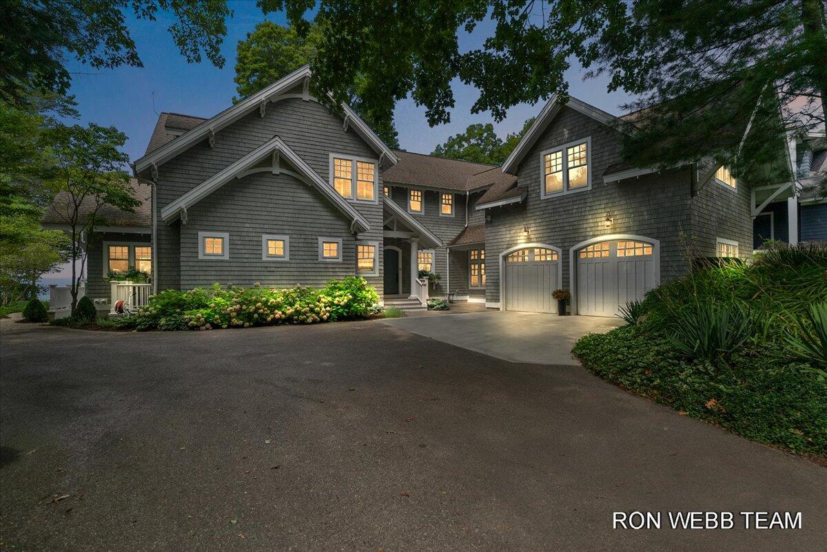 3501 N Lakeshore Drive Holland MI 49424