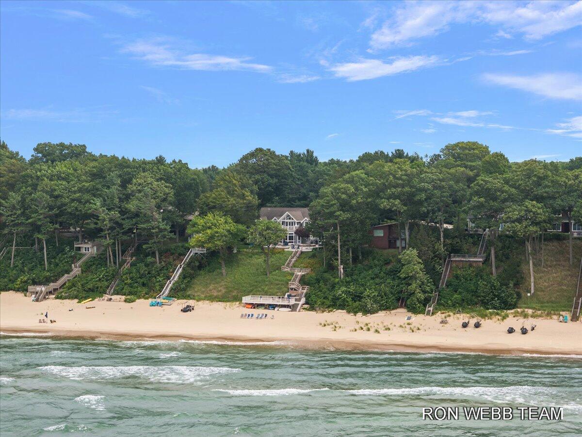 3501 N Lakeshore Drive Holland MI 49424