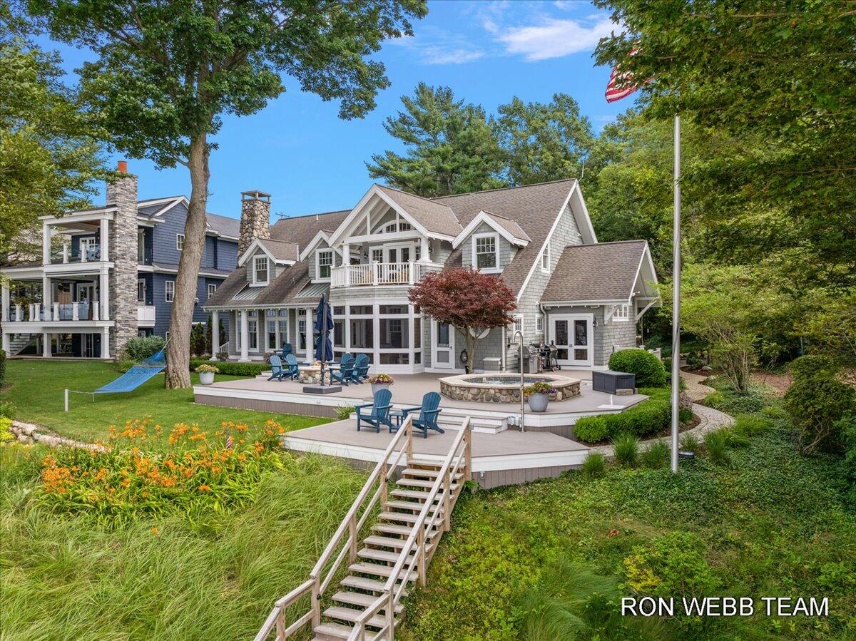 3501 N Lakeshore Drive Holland MI 49424