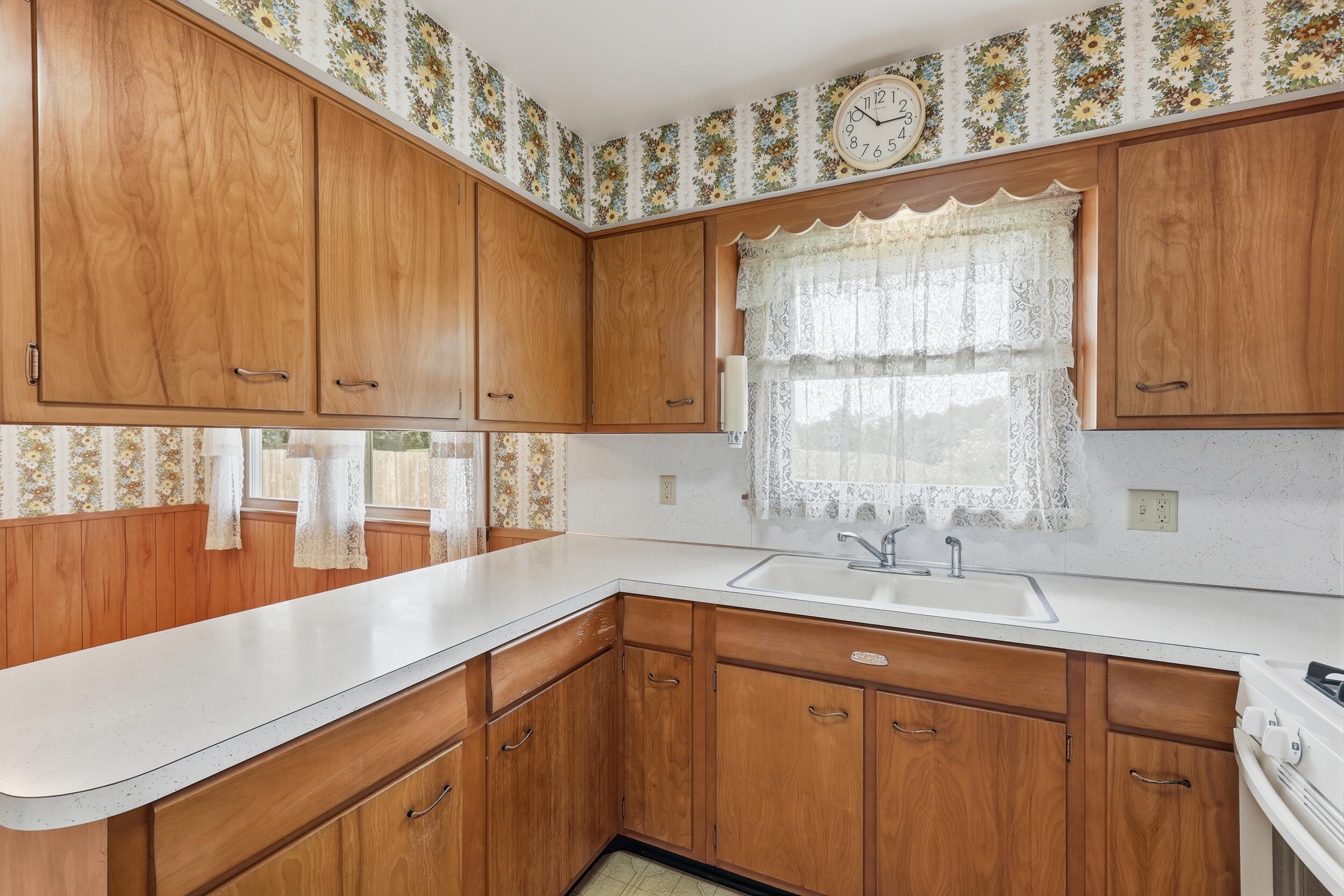 2320 Tamrack Street Kalamazoo MI 49006