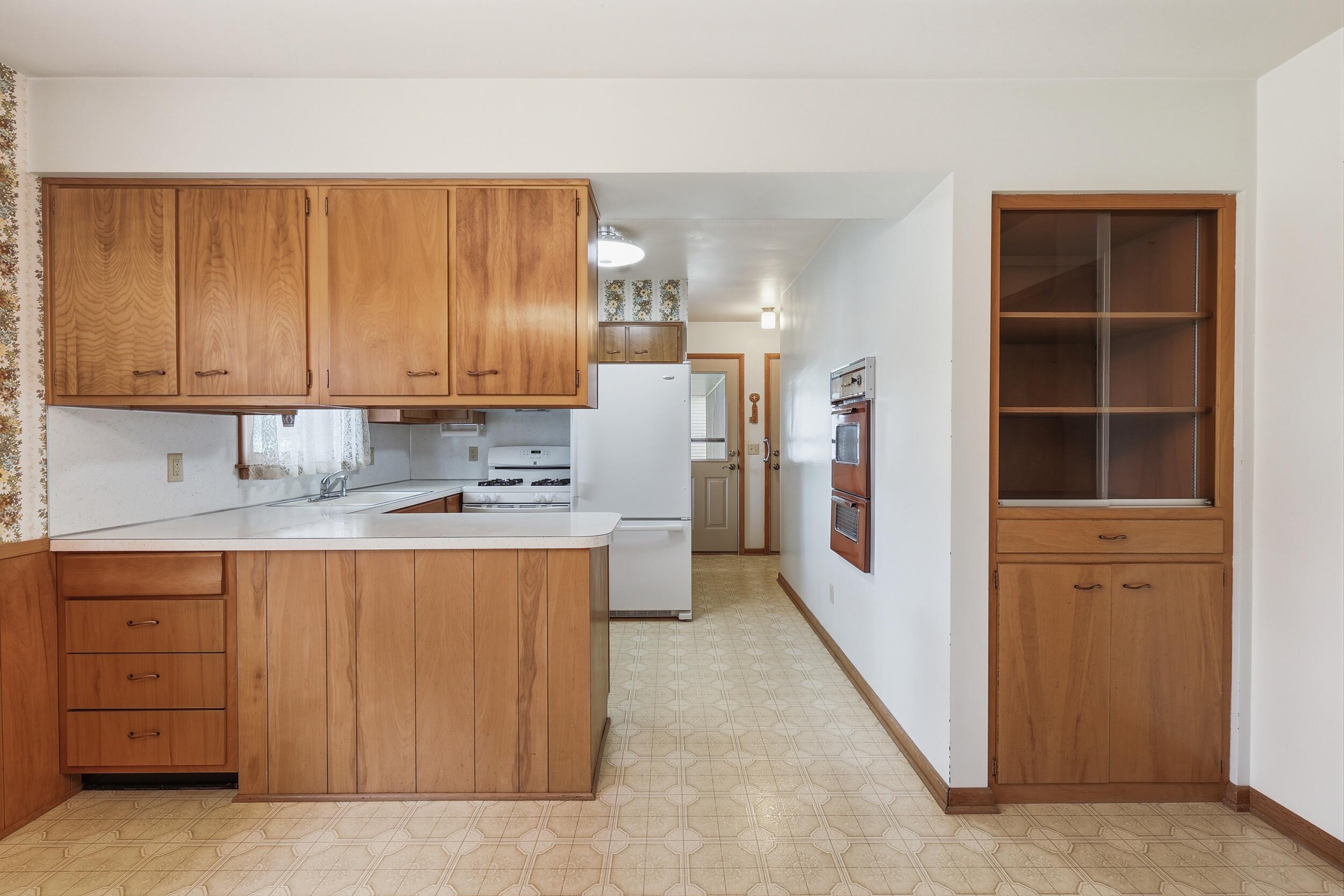 2320 Tamrack Street Kalamazoo MI 49006