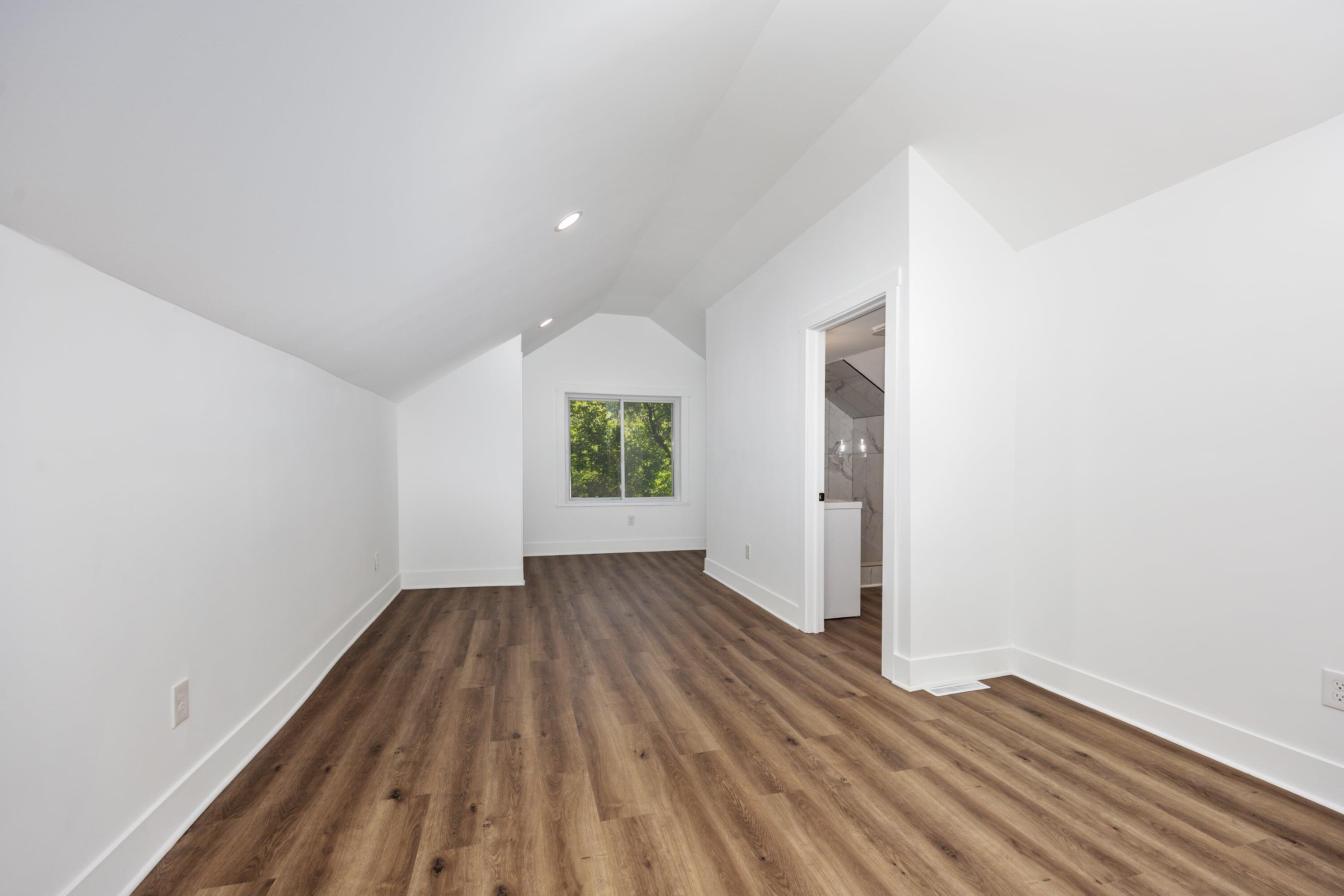 1071 Bristol Avenue NW Grand Rapids MI 49504