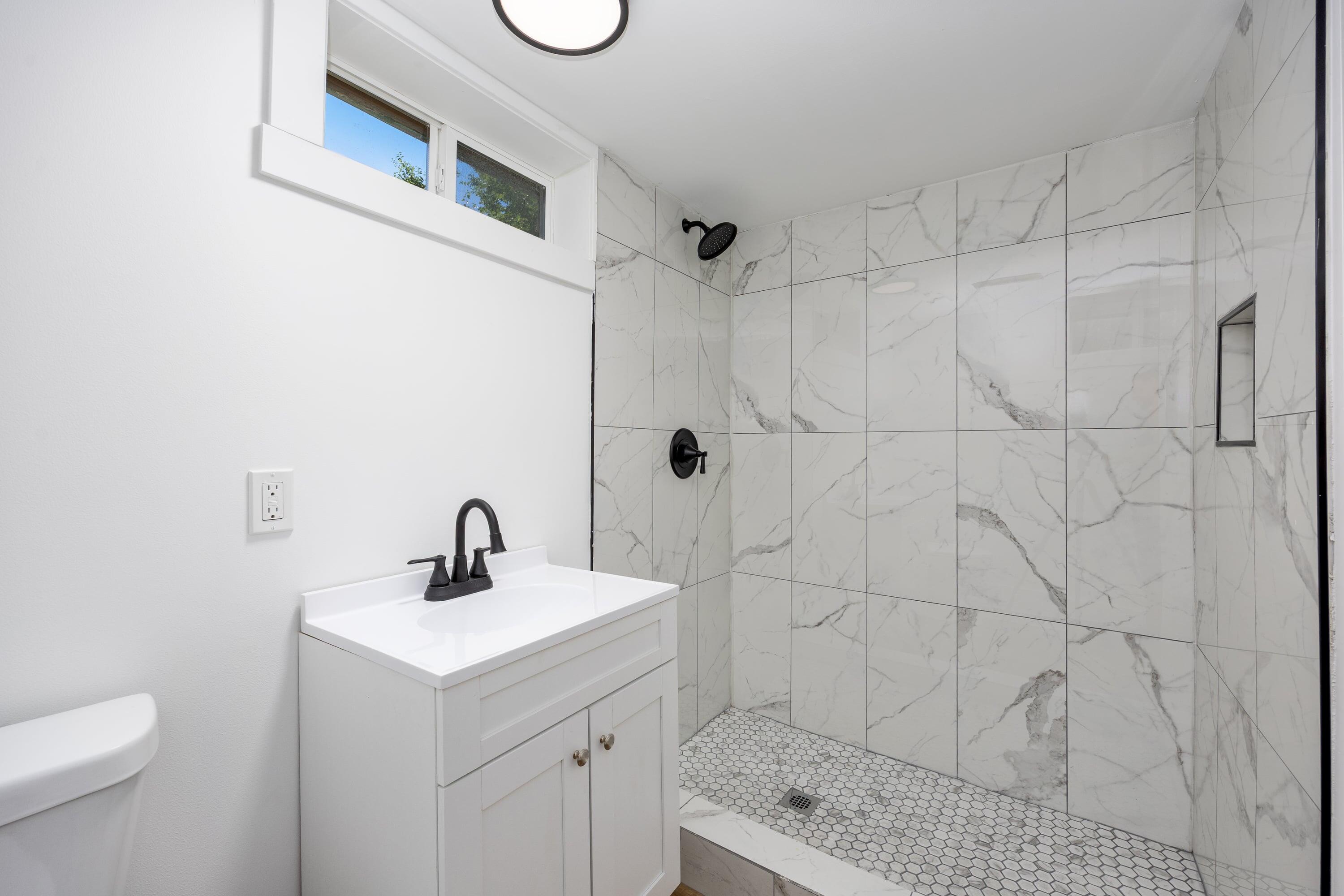 1071 Bristol Avenue NW Grand Rapids MI 49504