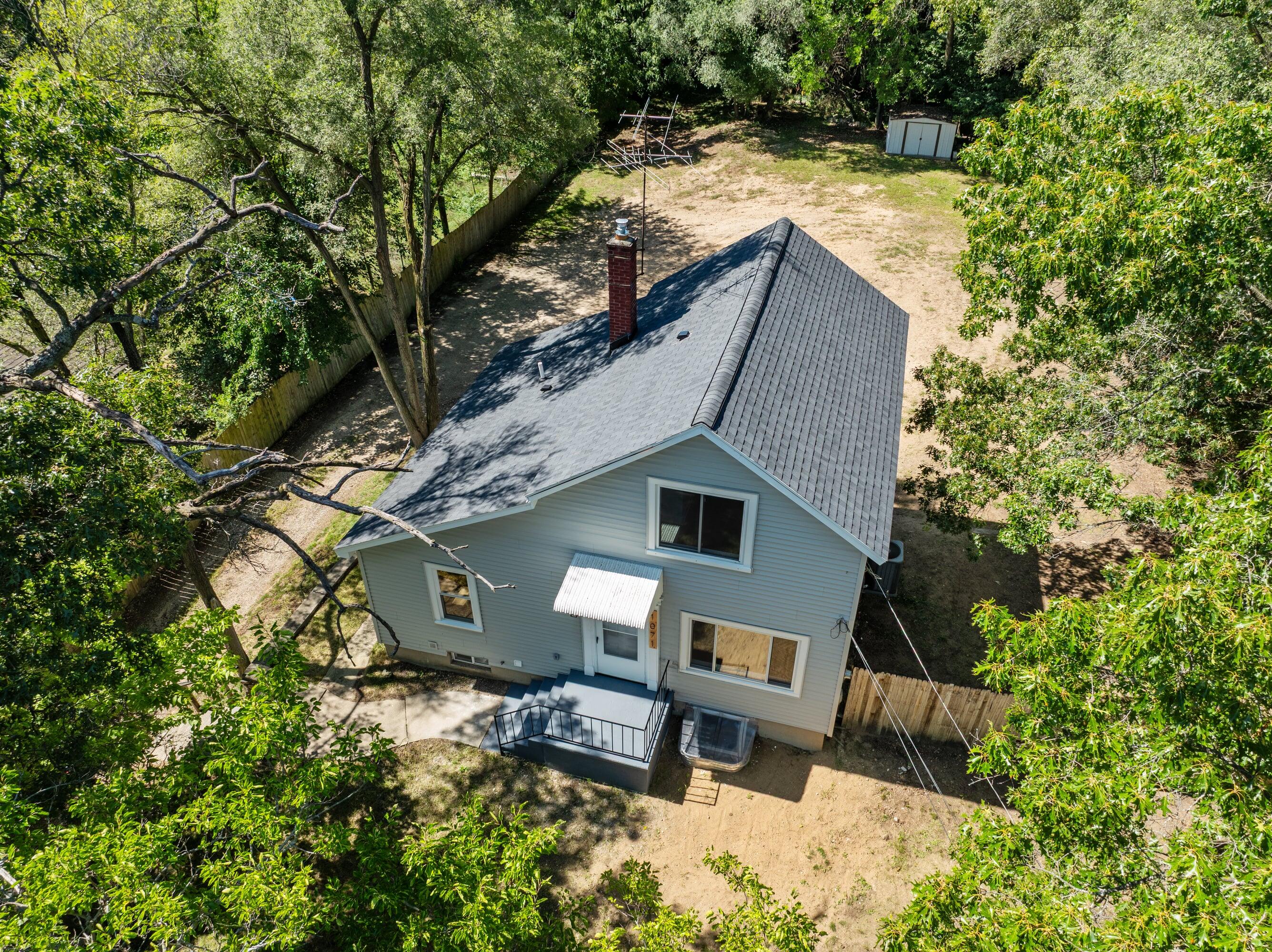 1071 Bristol Avenue NW Grand Rapids MI 49504