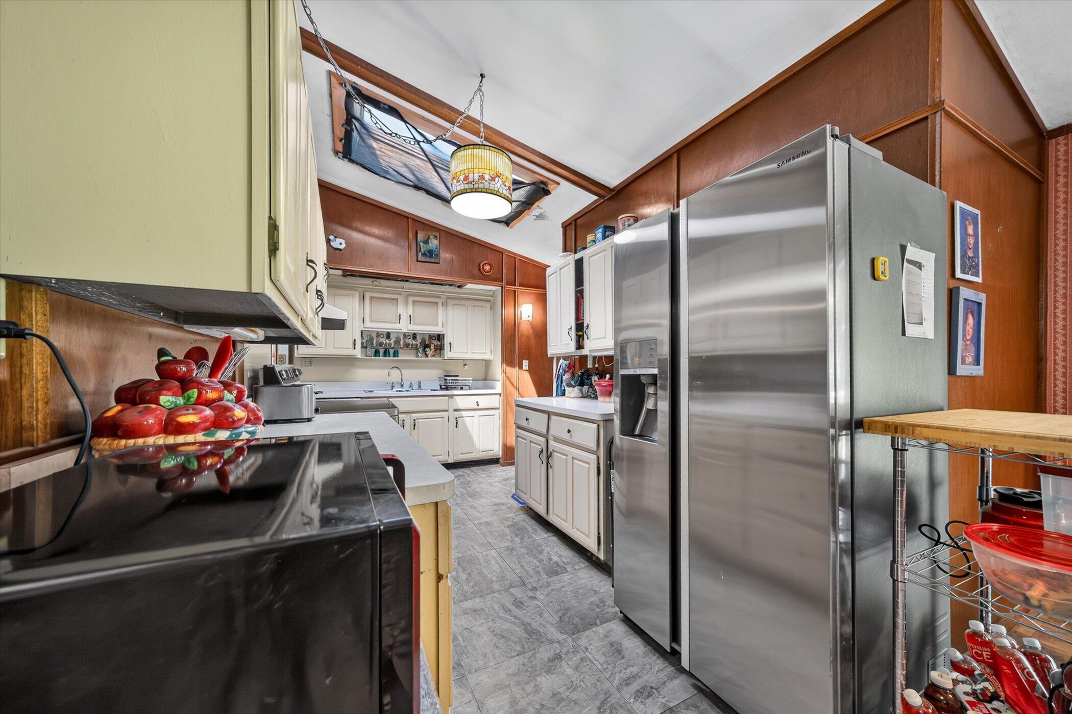 40516 County Road 669 Decatur MI 49045