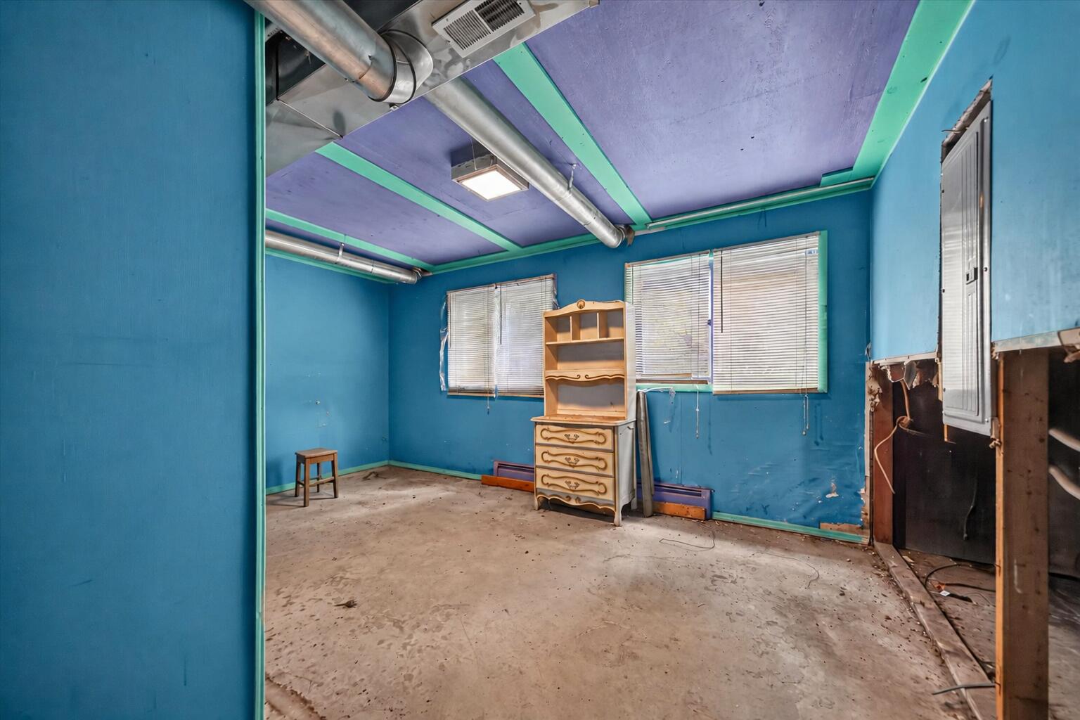 40516 County Road 669 Decatur MI 49045