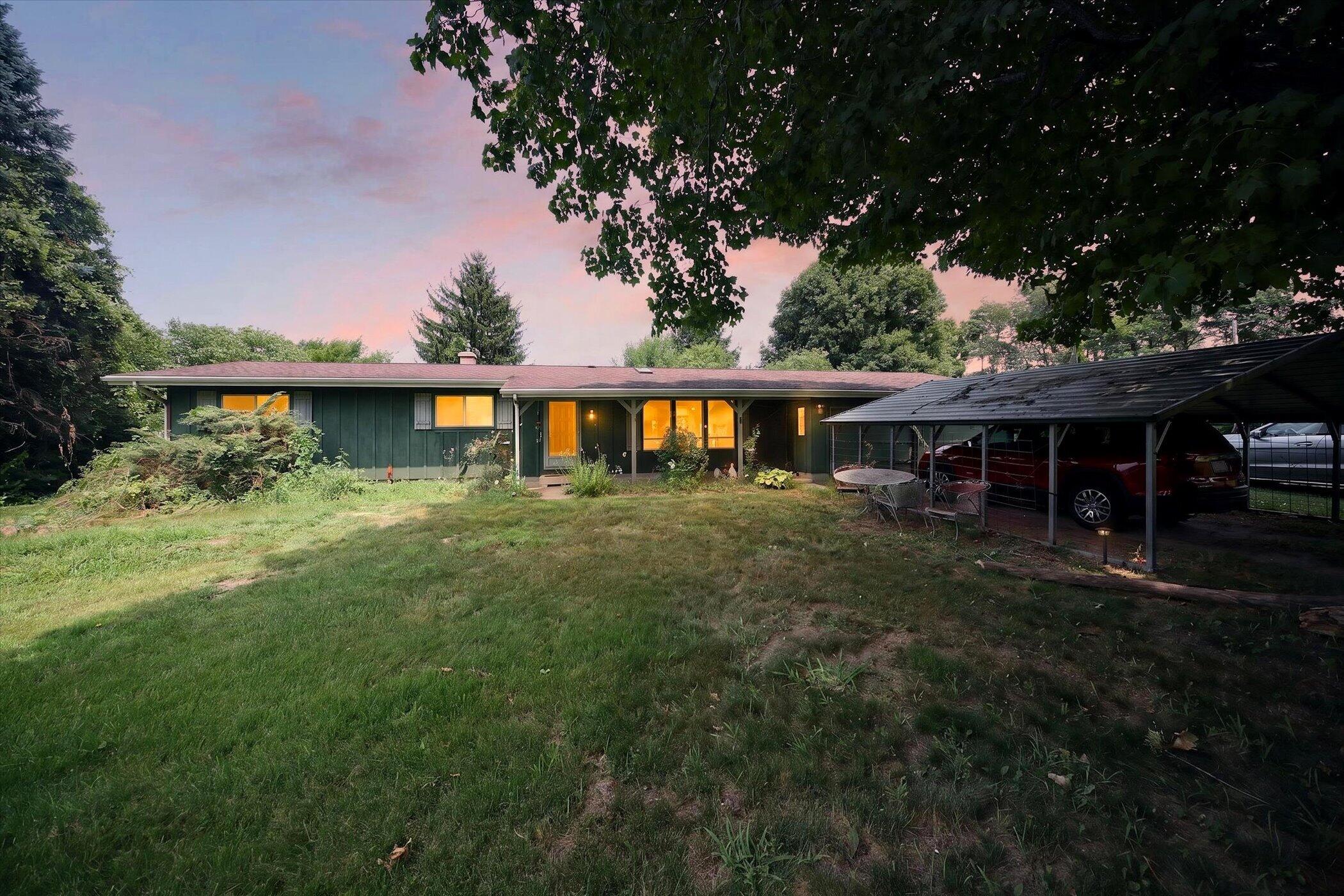 40516 County Road 669 Decatur MI 49045