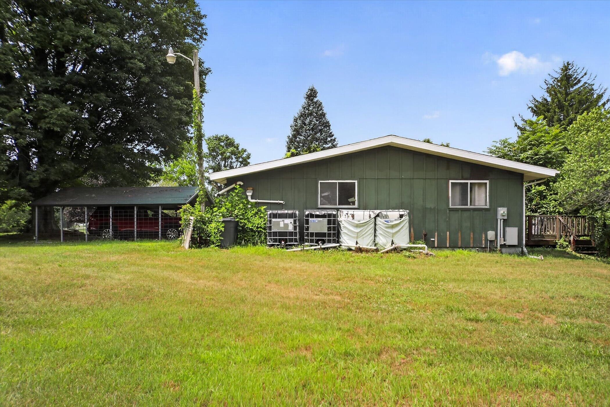 40516 County Road 669 Decatur MI 49045