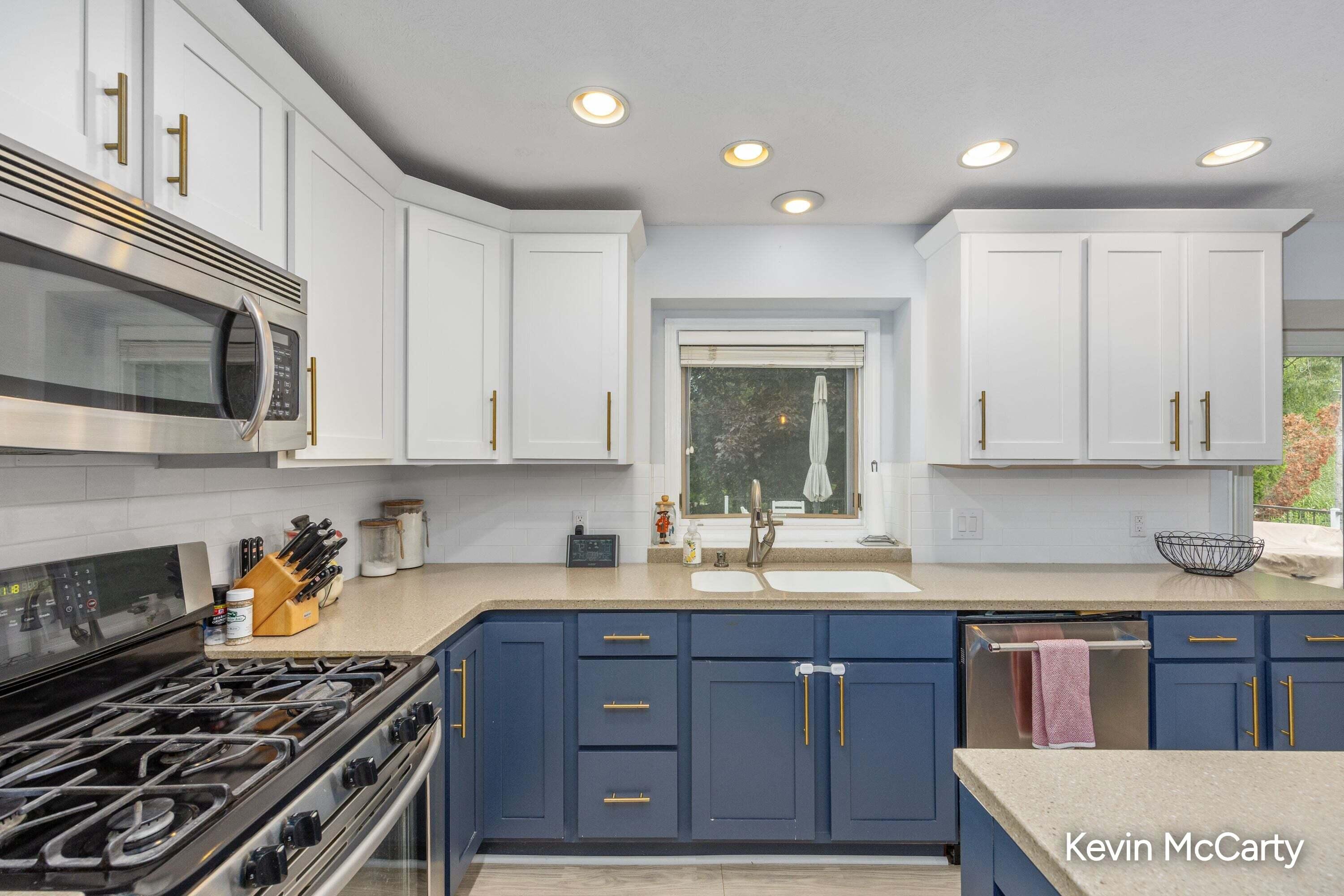 2507 Ridgecroft Avenue SE Grand Rapids MI 49546