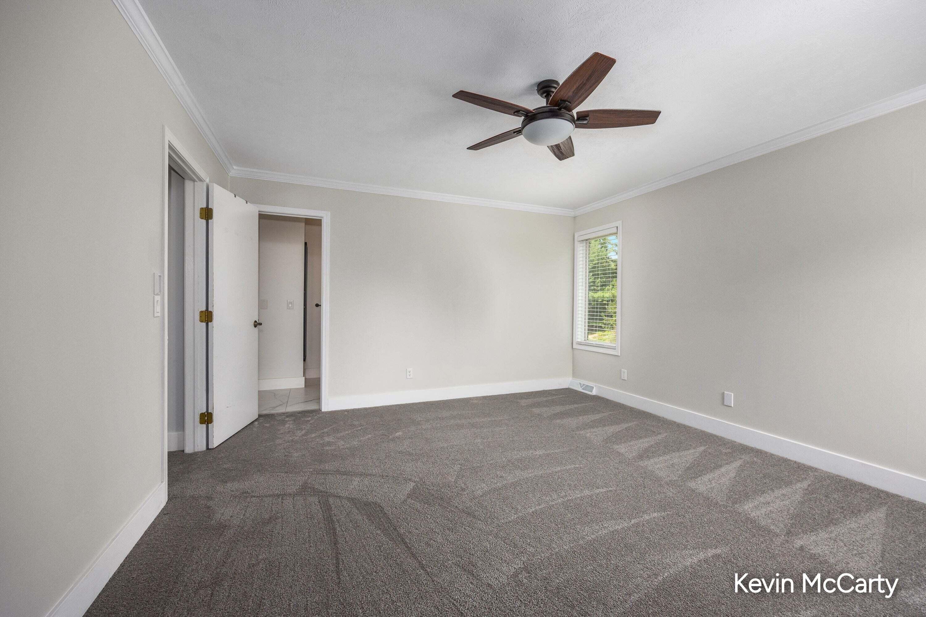 2507 Ridgecroft Avenue SE Grand Rapids MI 49546