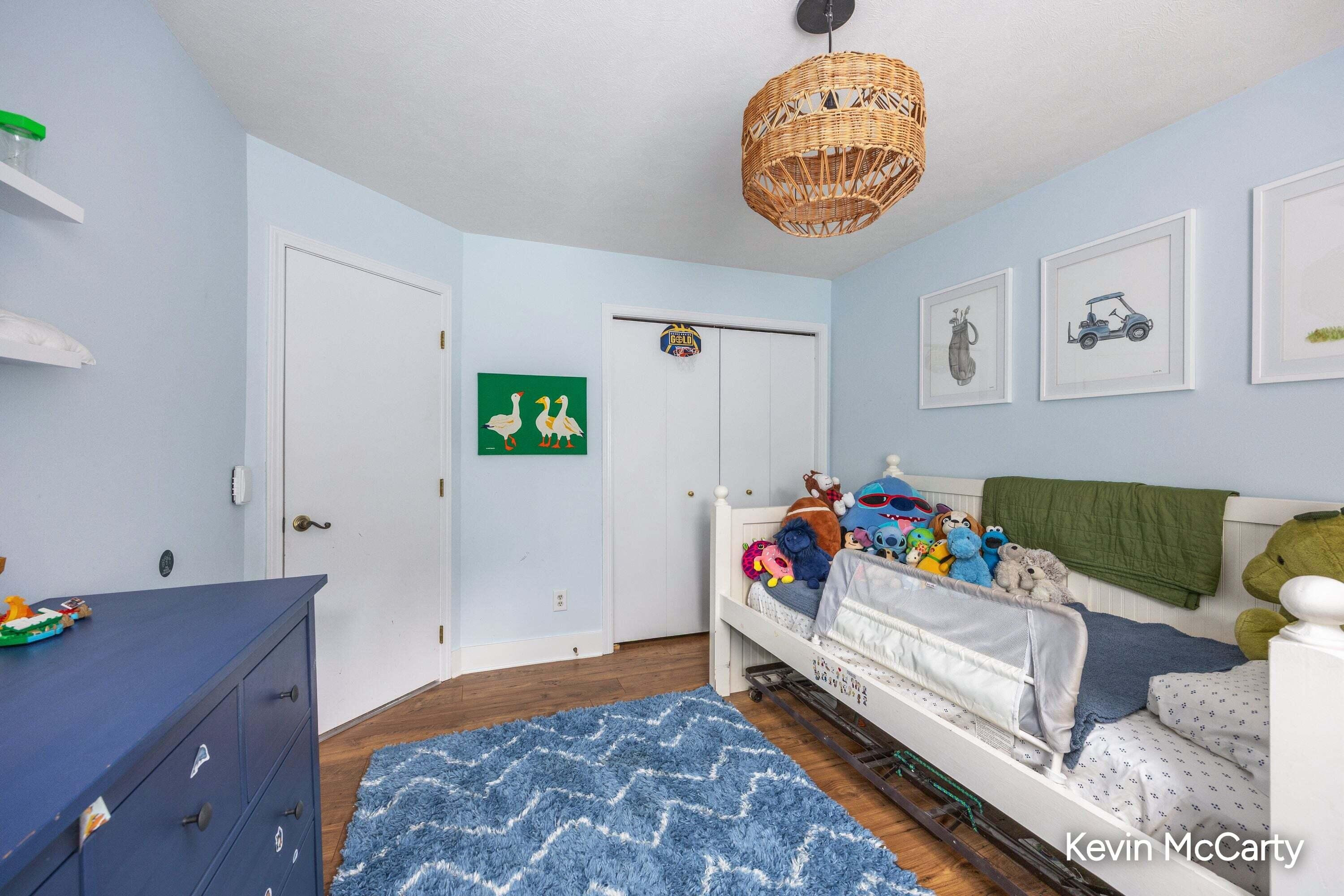 2507 Ridgecroft Avenue SE Grand Rapids MI 49546