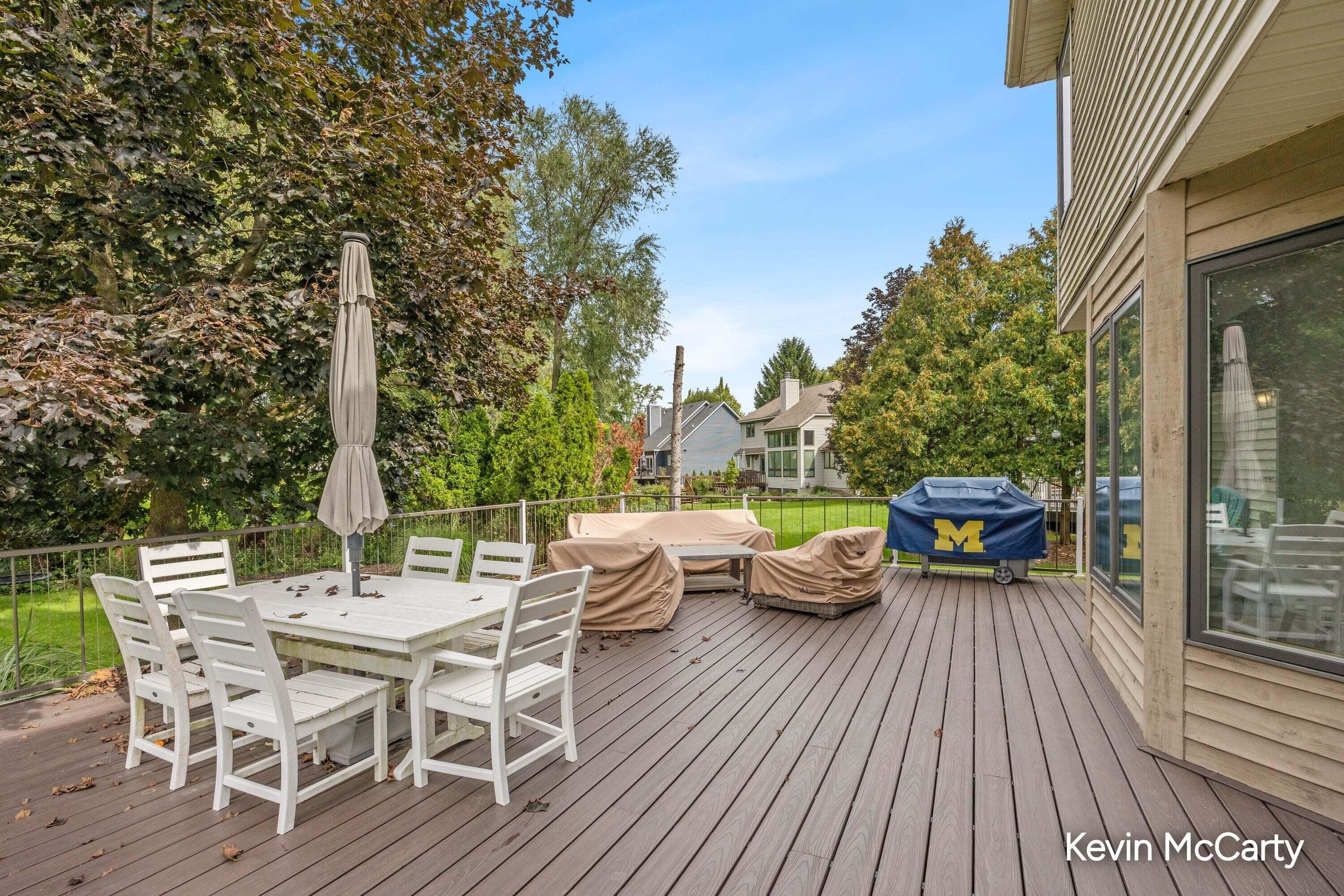 2507 Ridgecroft Avenue SE Grand Rapids MI 49546