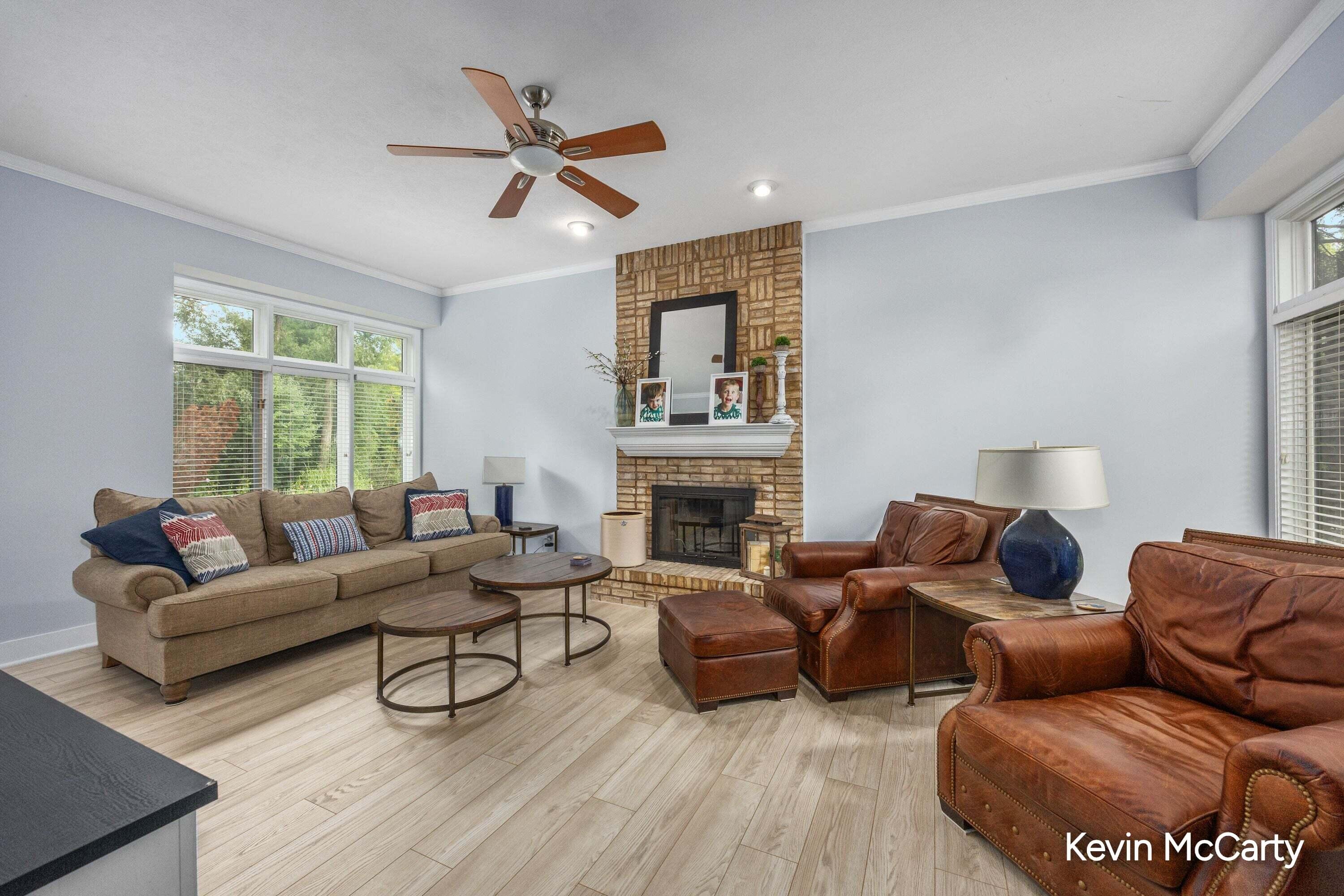 2507 Ridgecroft Avenue SE Grand Rapids MI 49546