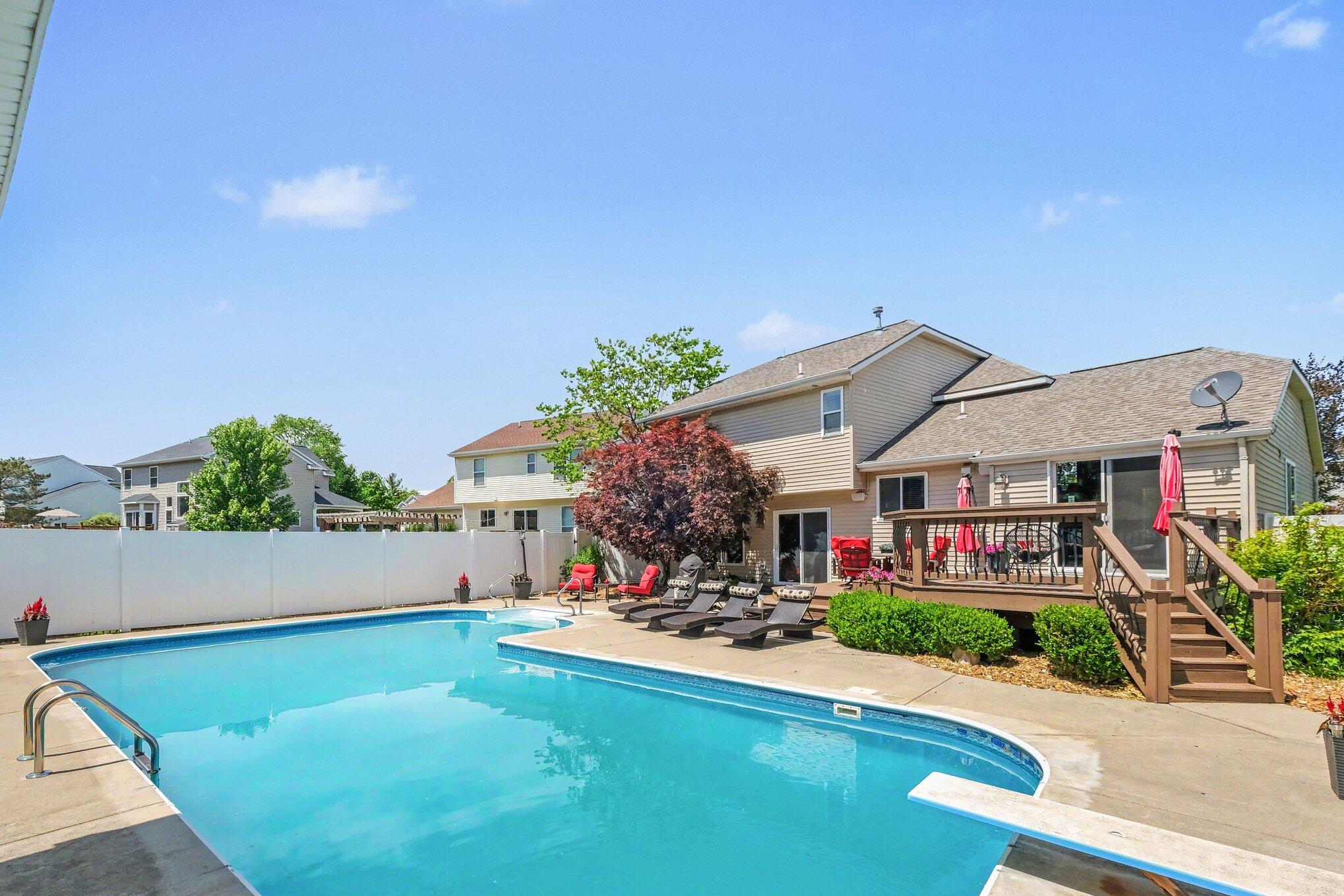 6630 Cannon Farms Drive NE Rockford MI 49341