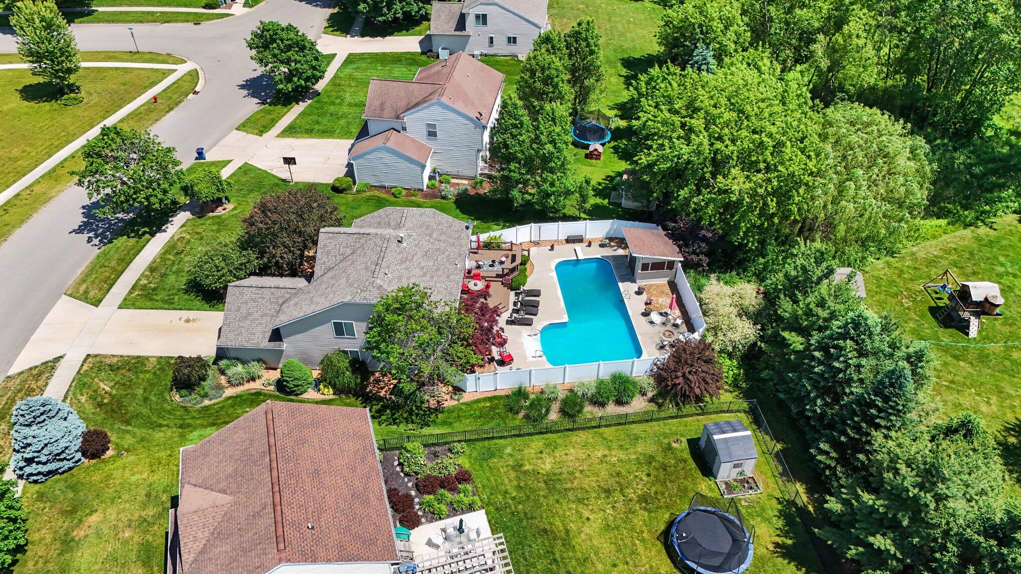 6630 Cannon Farms Drive NE Rockford MI 49341