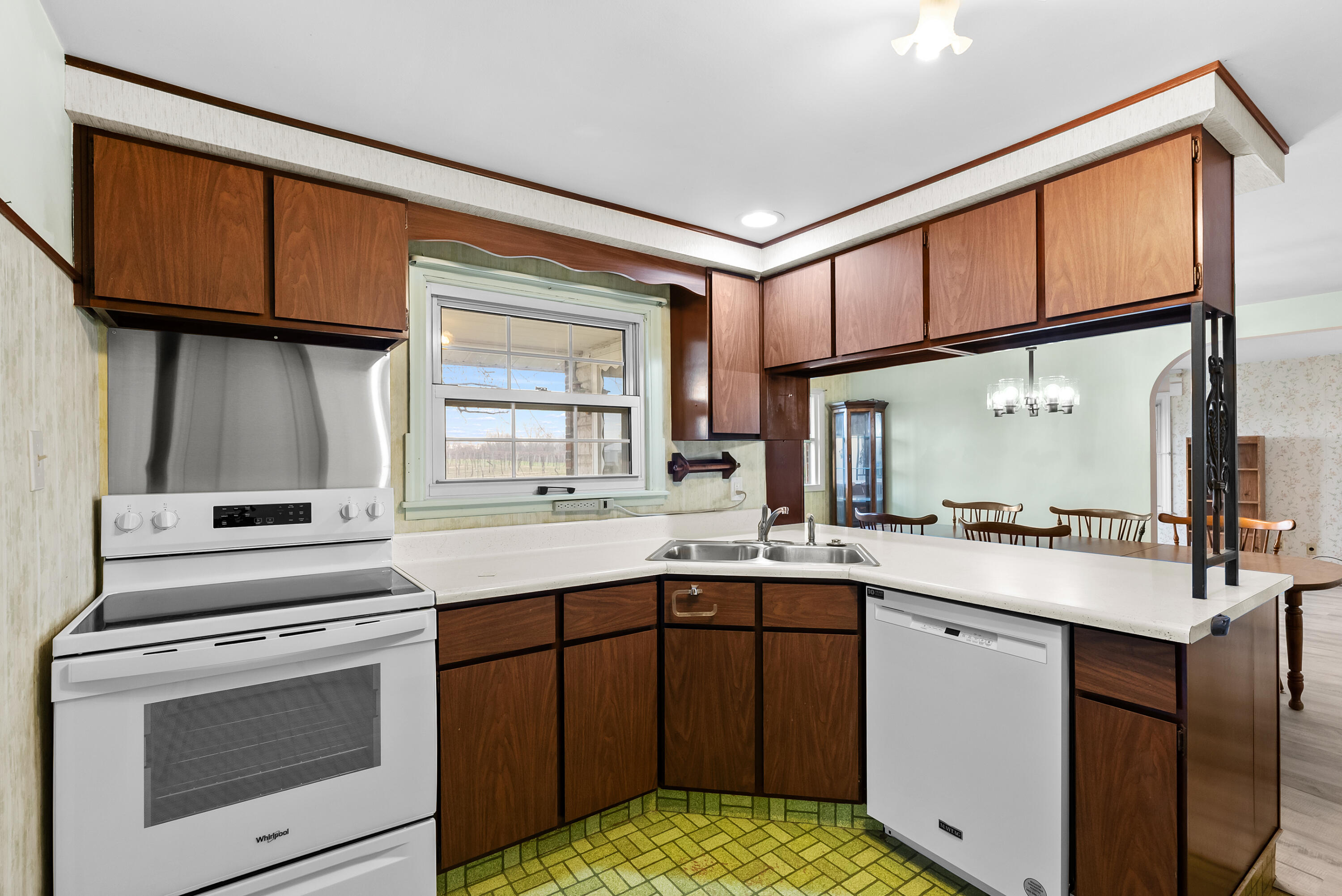 5844 S Scottdale Road Berrien Springs MI 49103