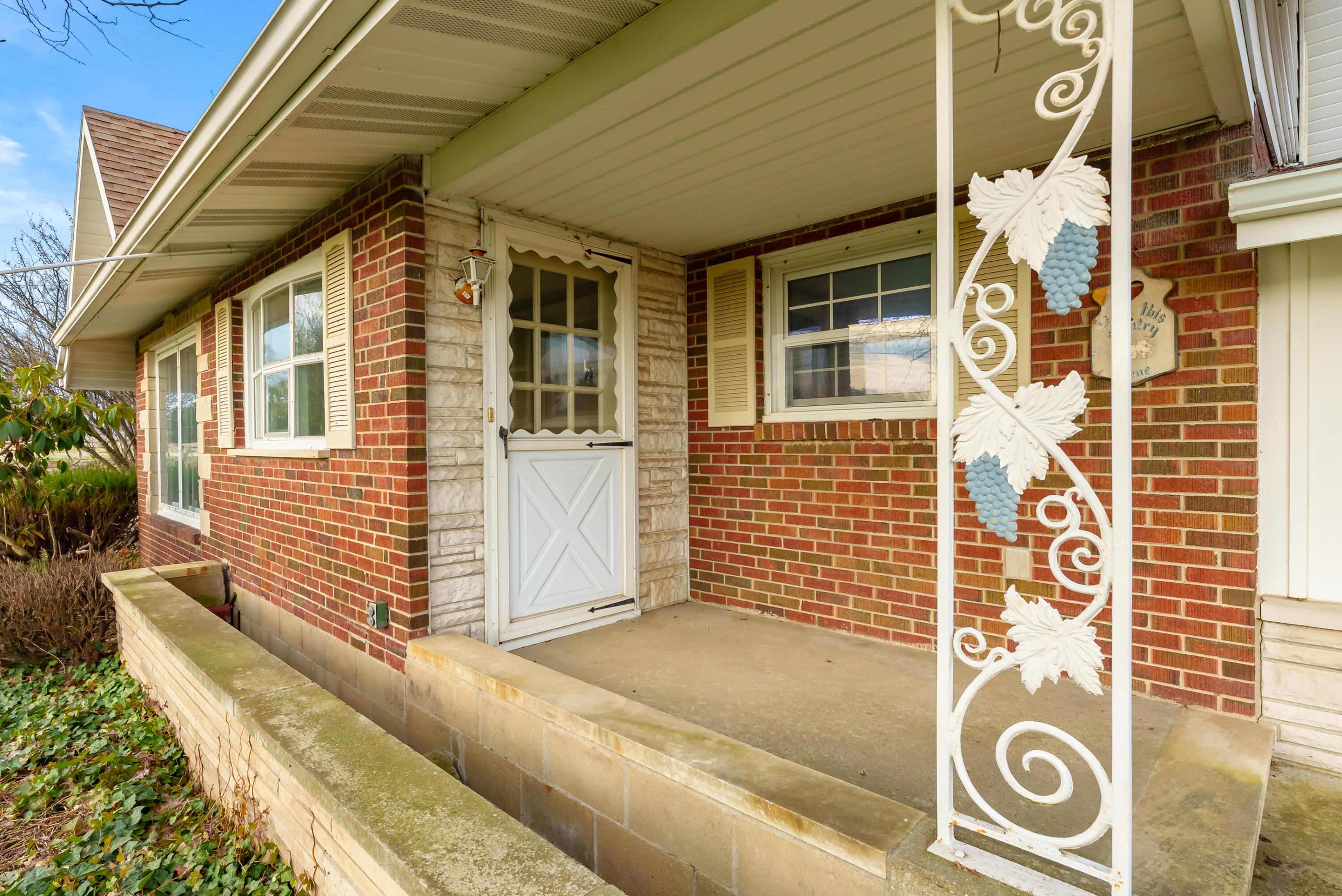 5844 S Scottdale Road Berrien Springs MI 49103