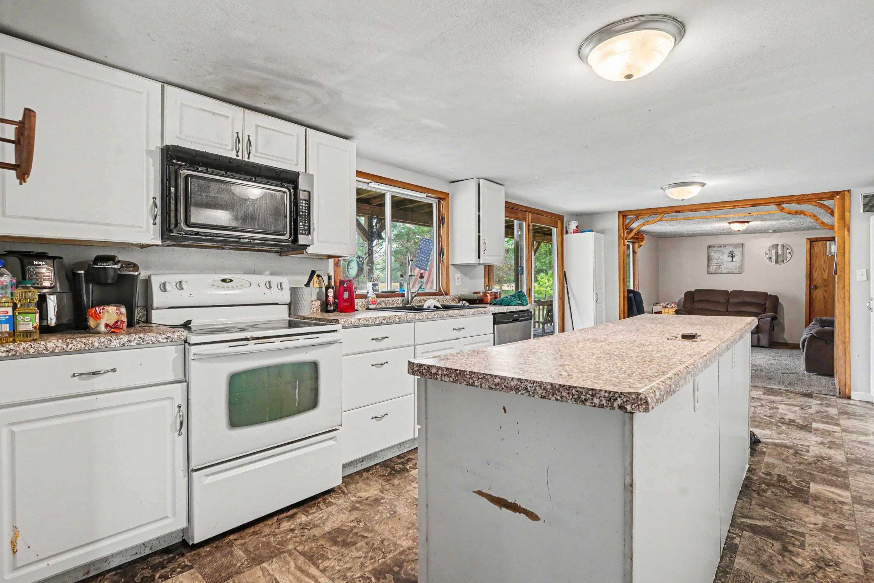 6846 104th Avenue South Haven MI 49090