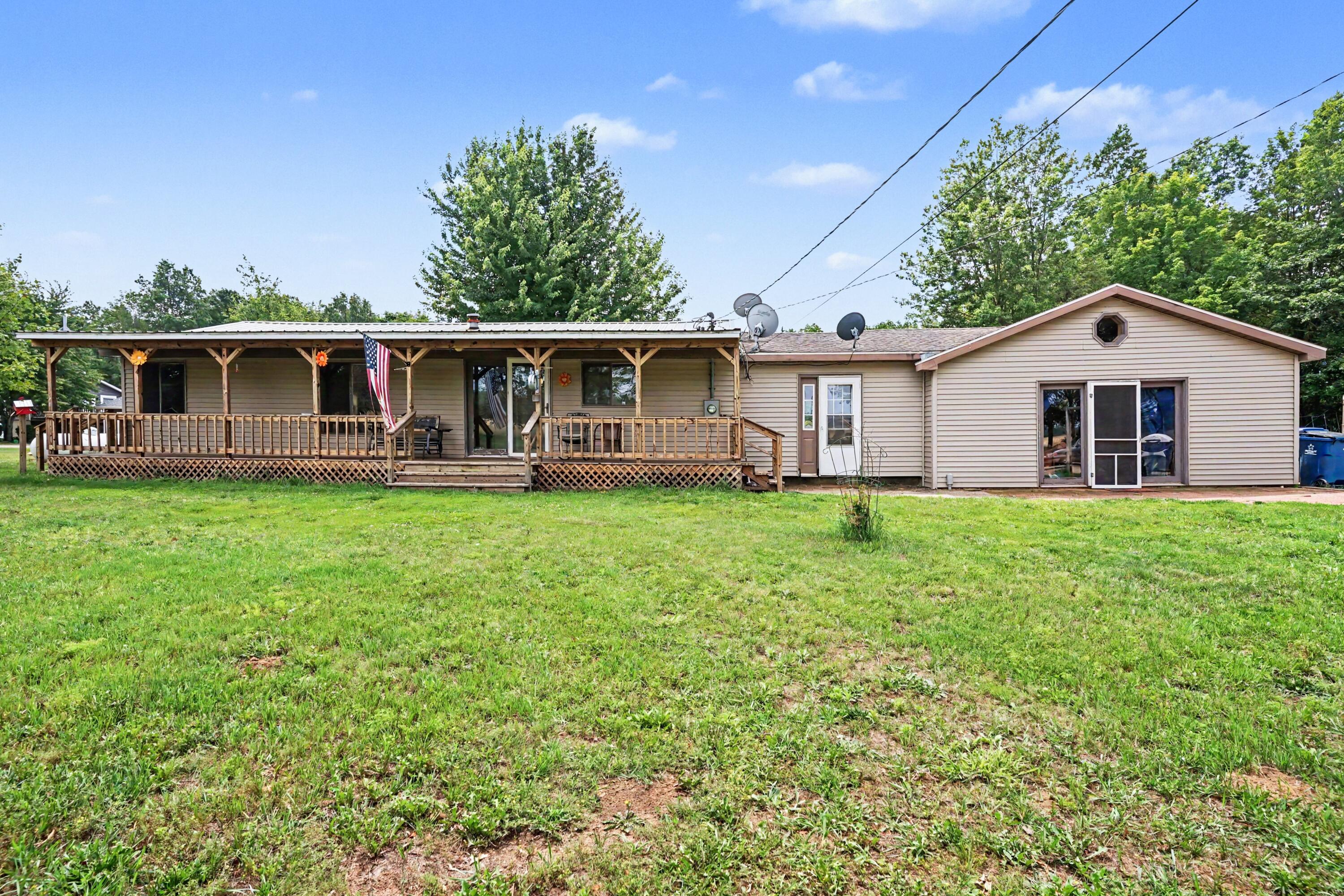 6846 104th Avenue South Haven MI 49090