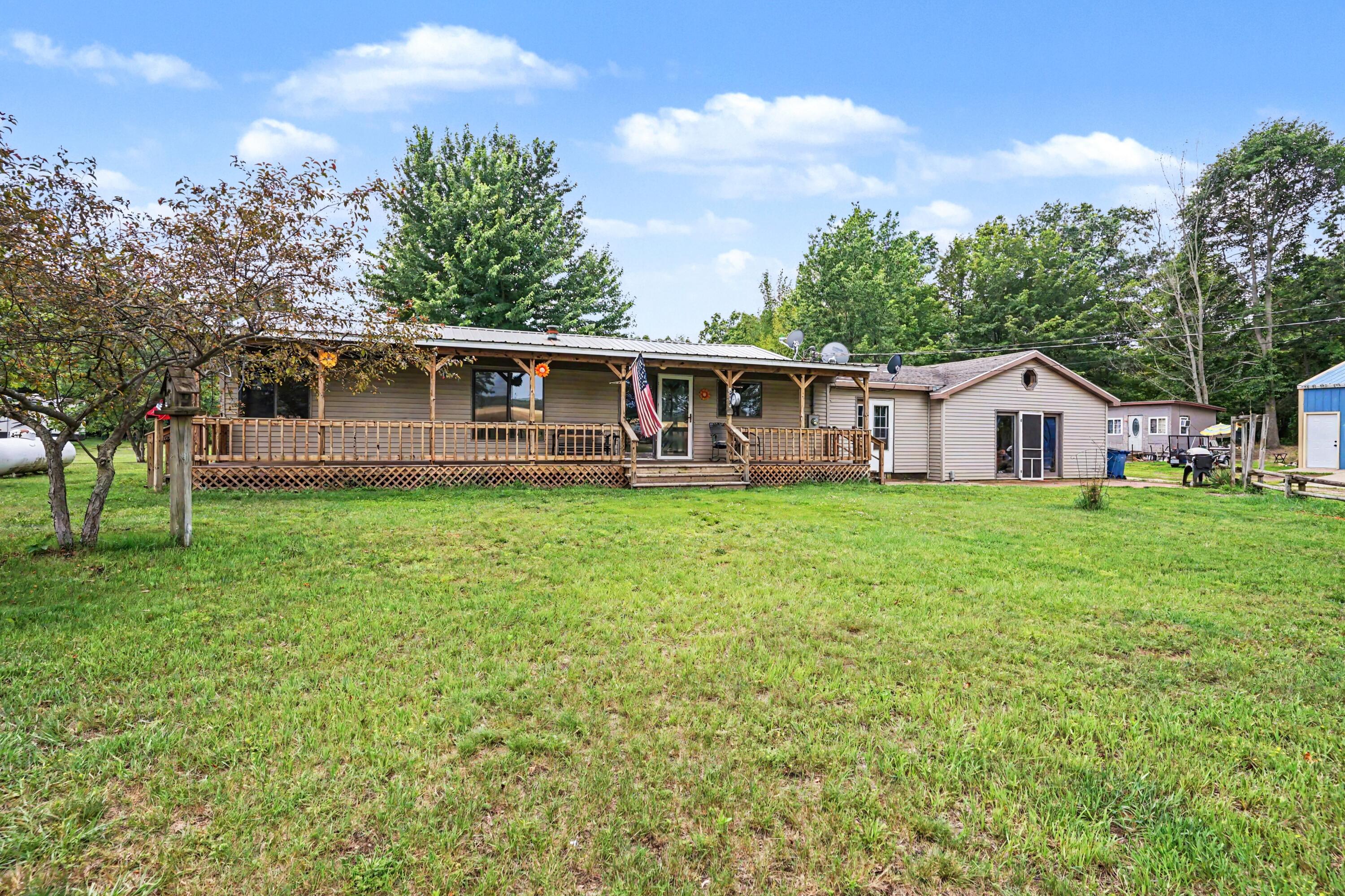 6846 104th Avenue South Haven MI 49090