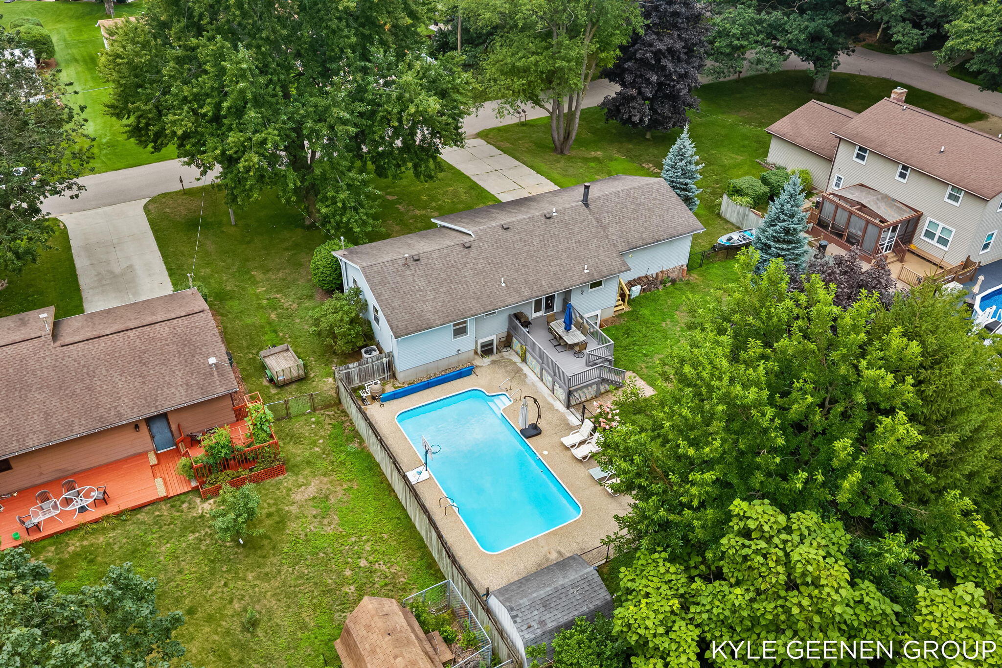 345 Woodland Avenue Holland MI 49424