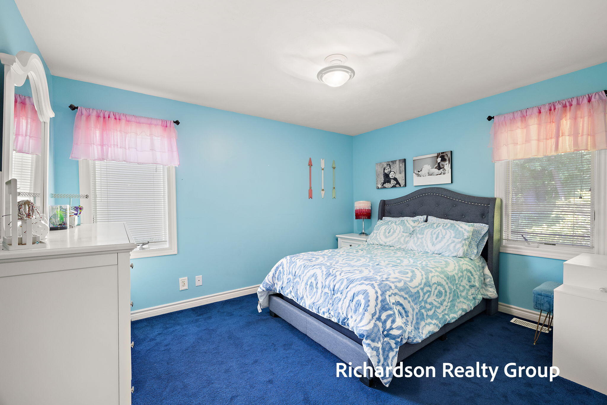 15317 Vintage Avenue Grand Haven MI 49417