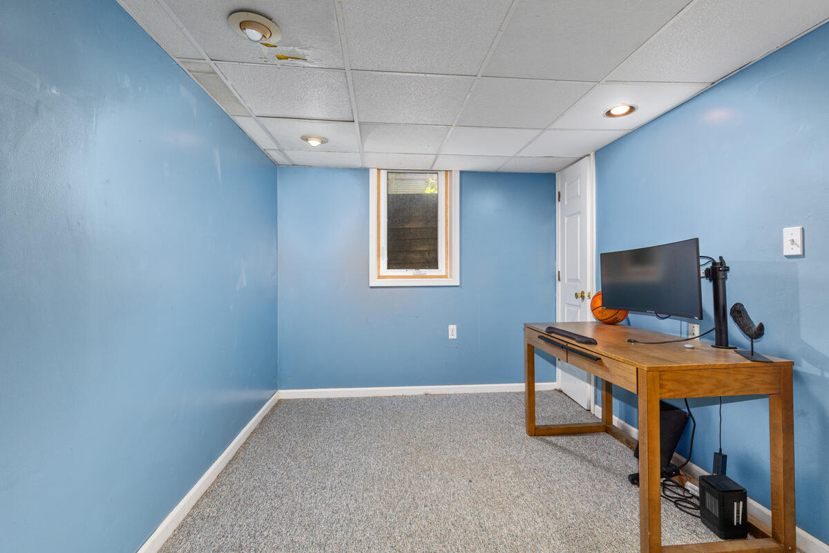 2576 Mapleview Street SE Grand Rapids MI 49508