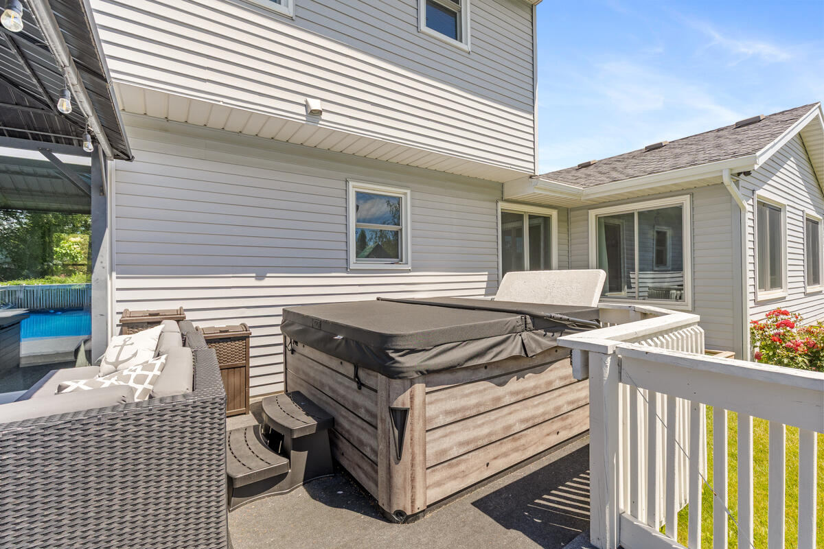 2576 Mapleview Street SE Grand Rapids MI 49508