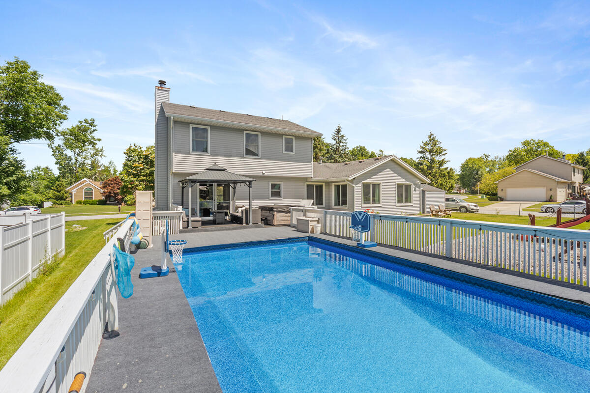 2576 Mapleview Street SE Grand Rapids MI 49508