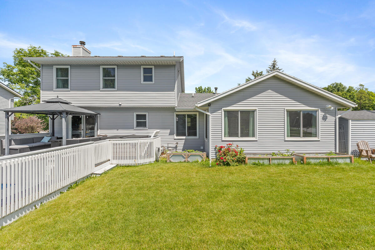 2576 Mapleview Street SE Grand Rapids MI 49508