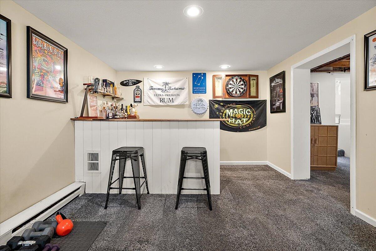 1555 Carlton Avenue NE Grand Rapids MI 49505