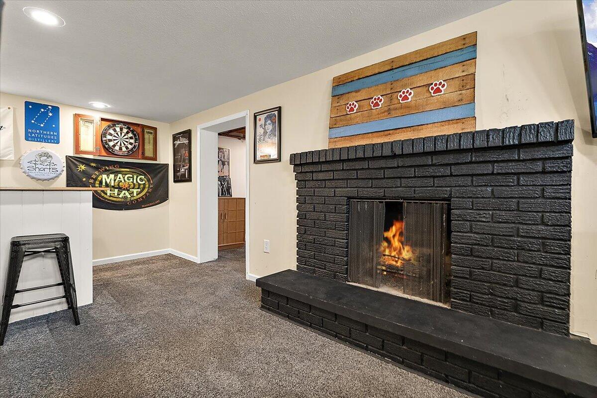 1555 Carlton Avenue NE Grand Rapids MI 49505