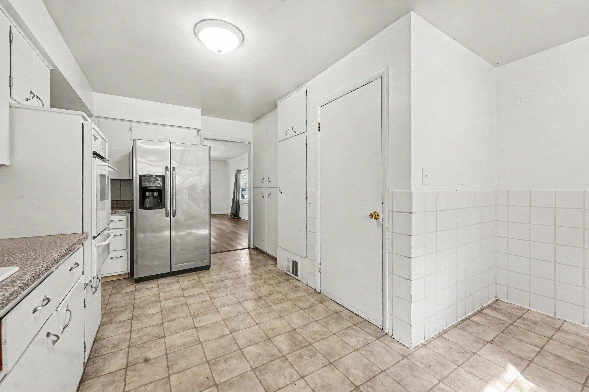 2154 Mckee Avenue SW Grand Rapids MI 49503