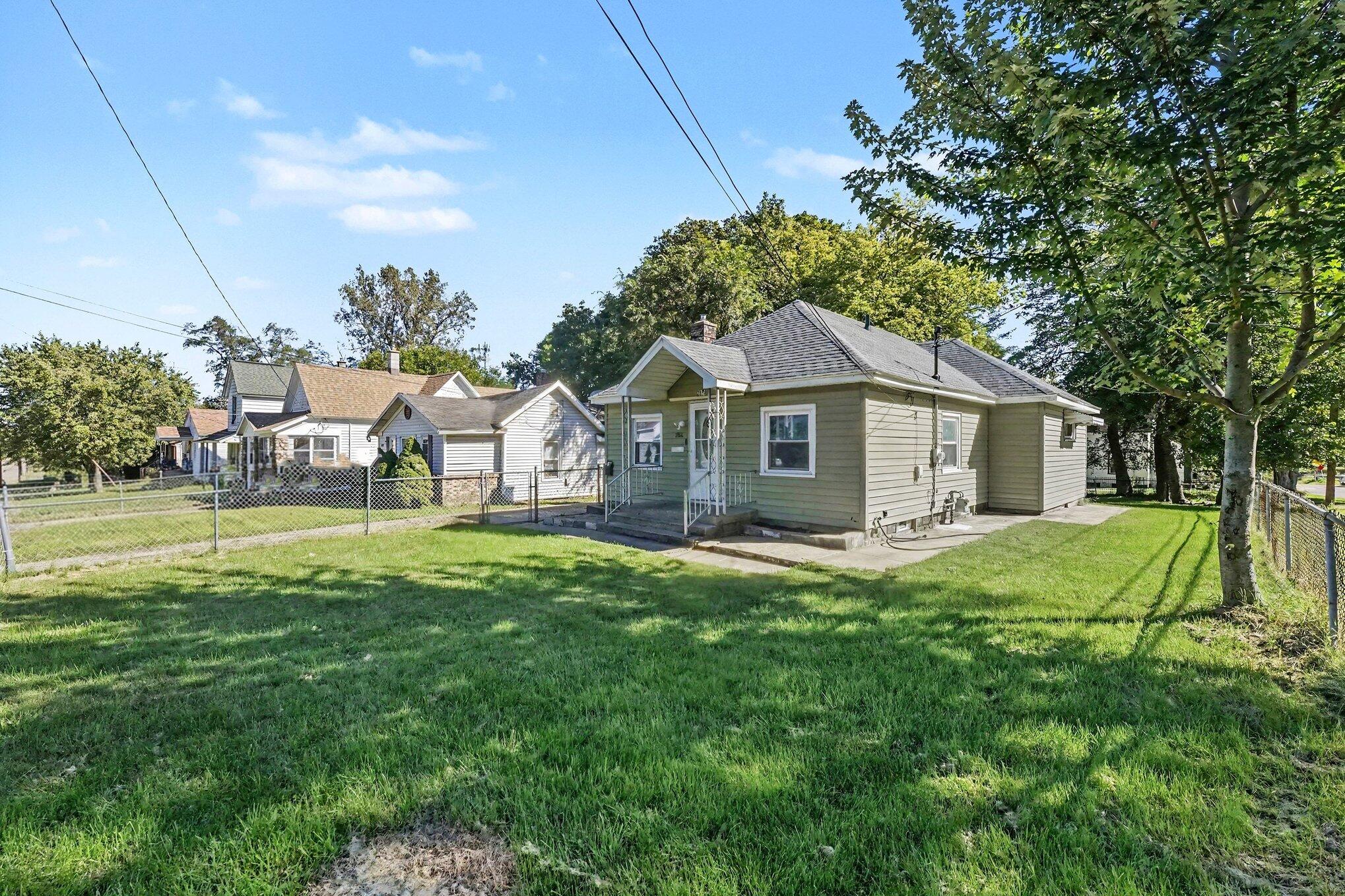 2154 Mckee Avenue SW Grand Rapids MI 49503