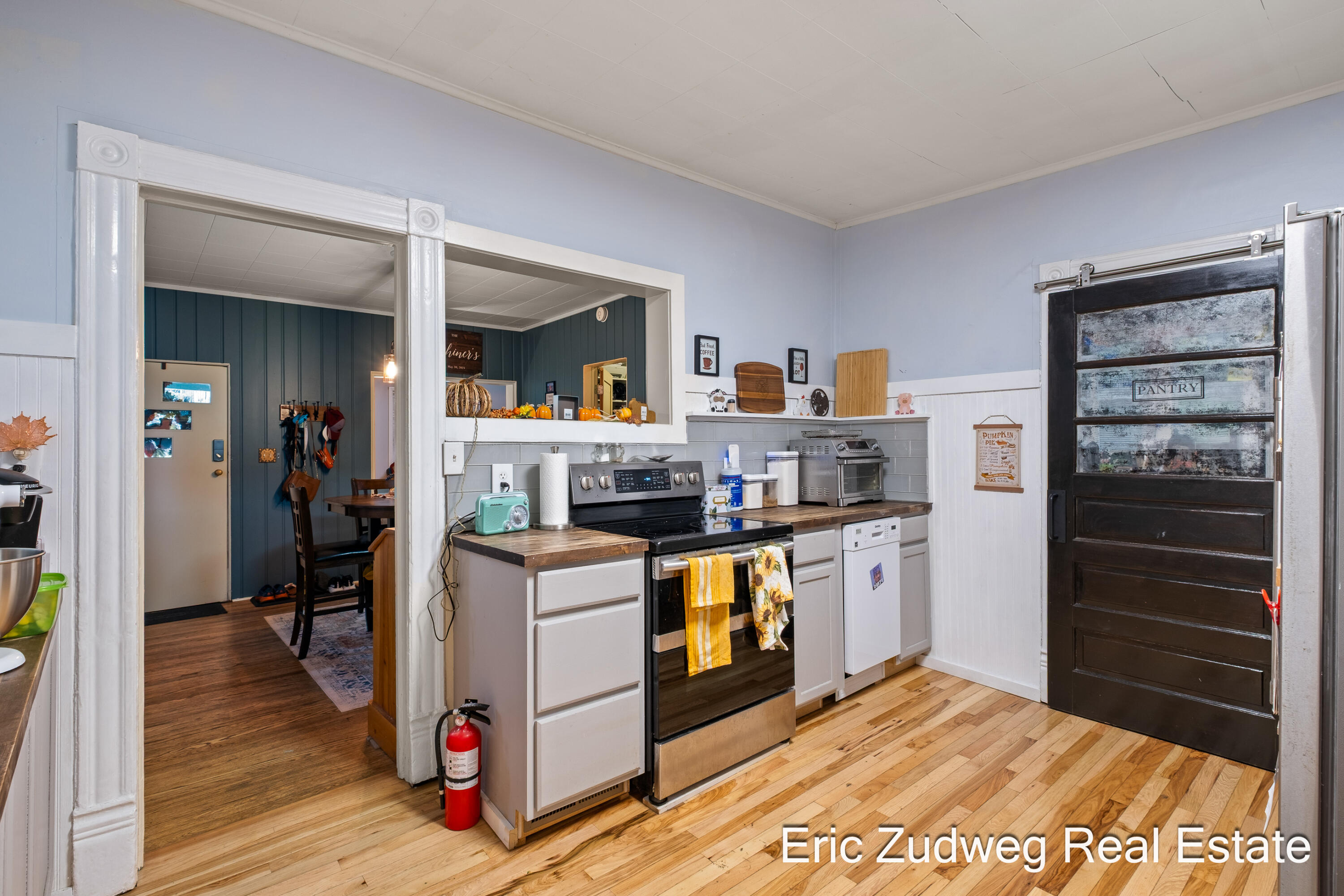 430 Grand Avenue NE Grand Rapids MI 49503