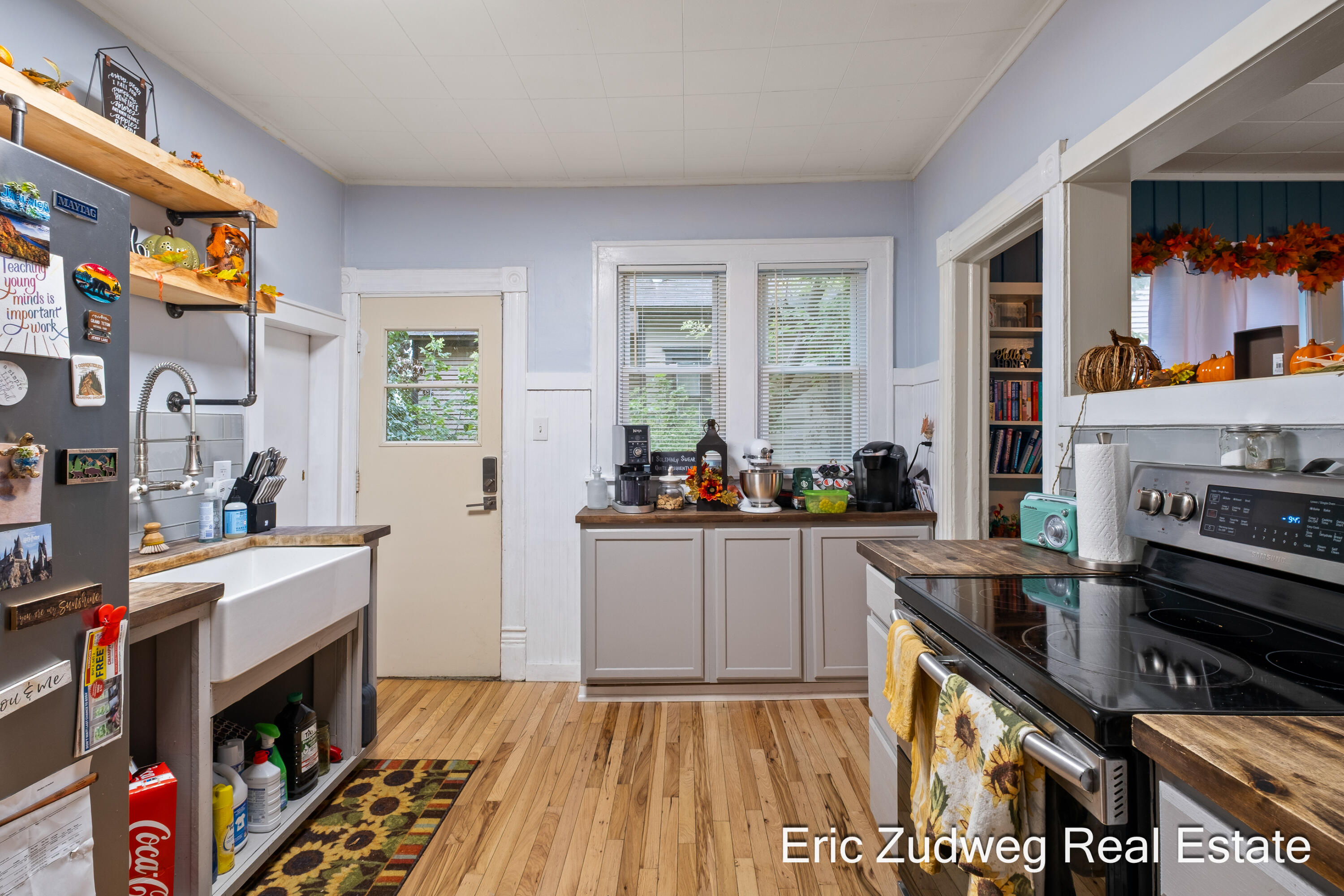 430 Grand Avenue NE Grand Rapids MI 49503