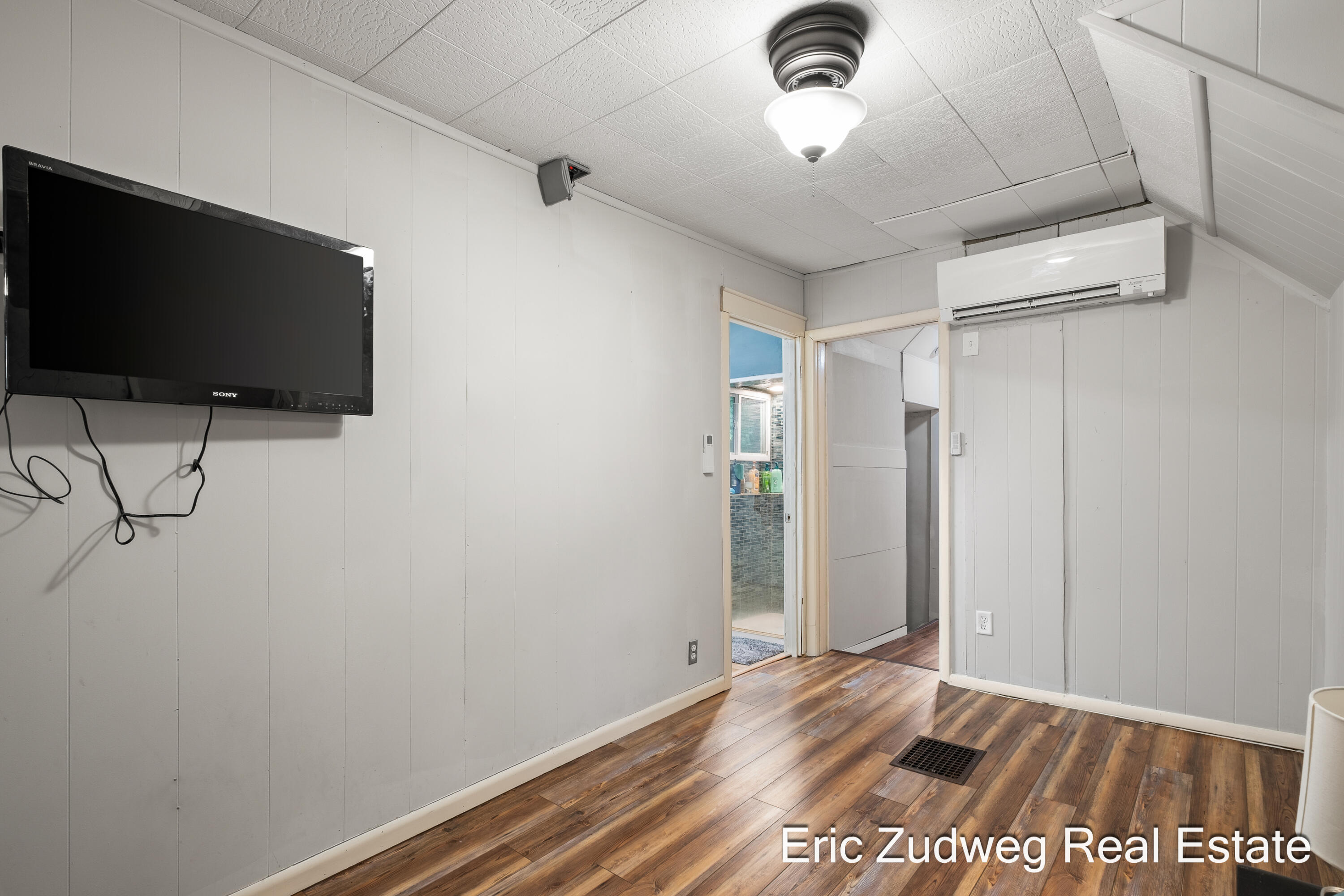 430 Grand Avenue NE Grand Rapids MI 49503