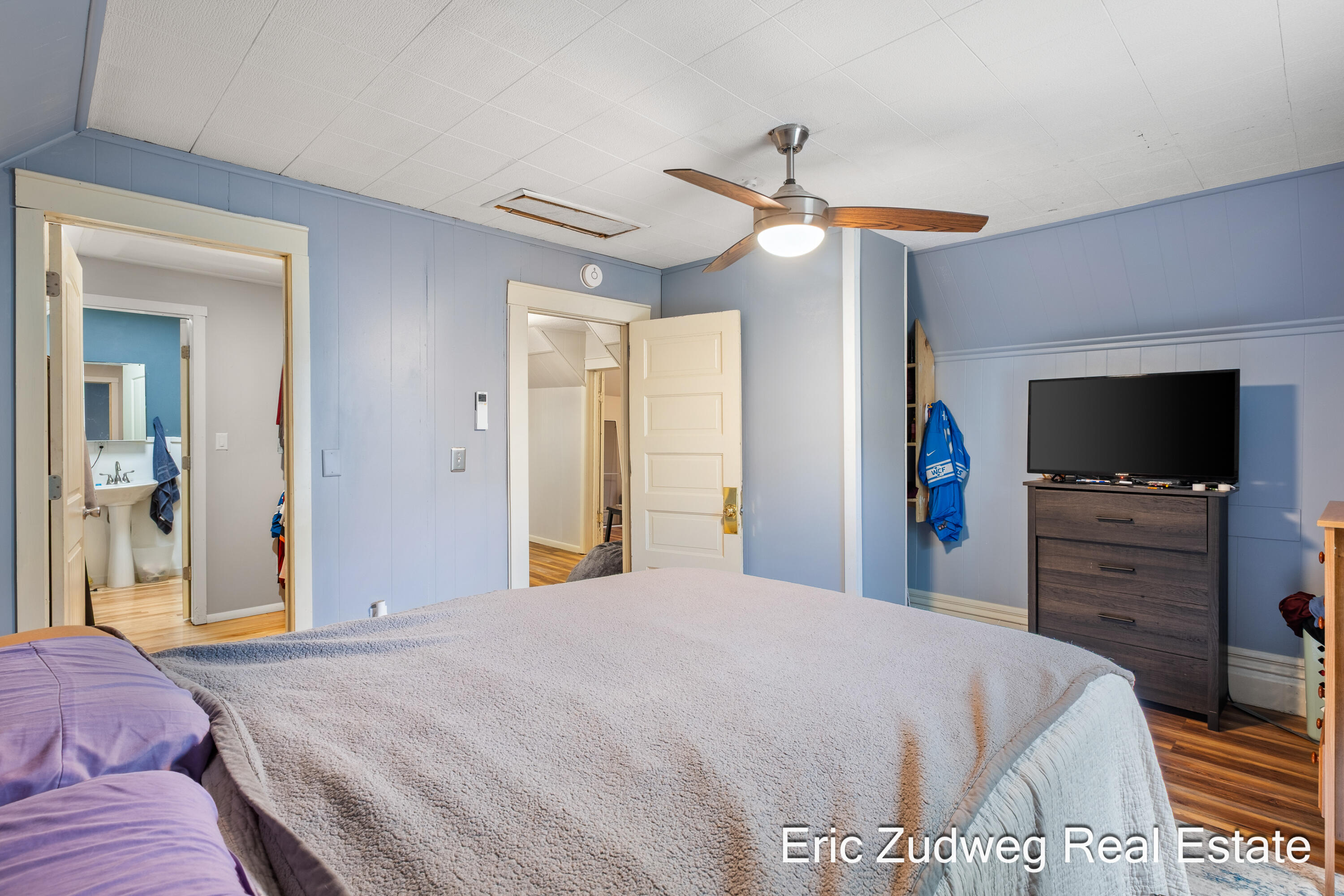 430 Grand Avenue NE Grand Rapids MI 49503