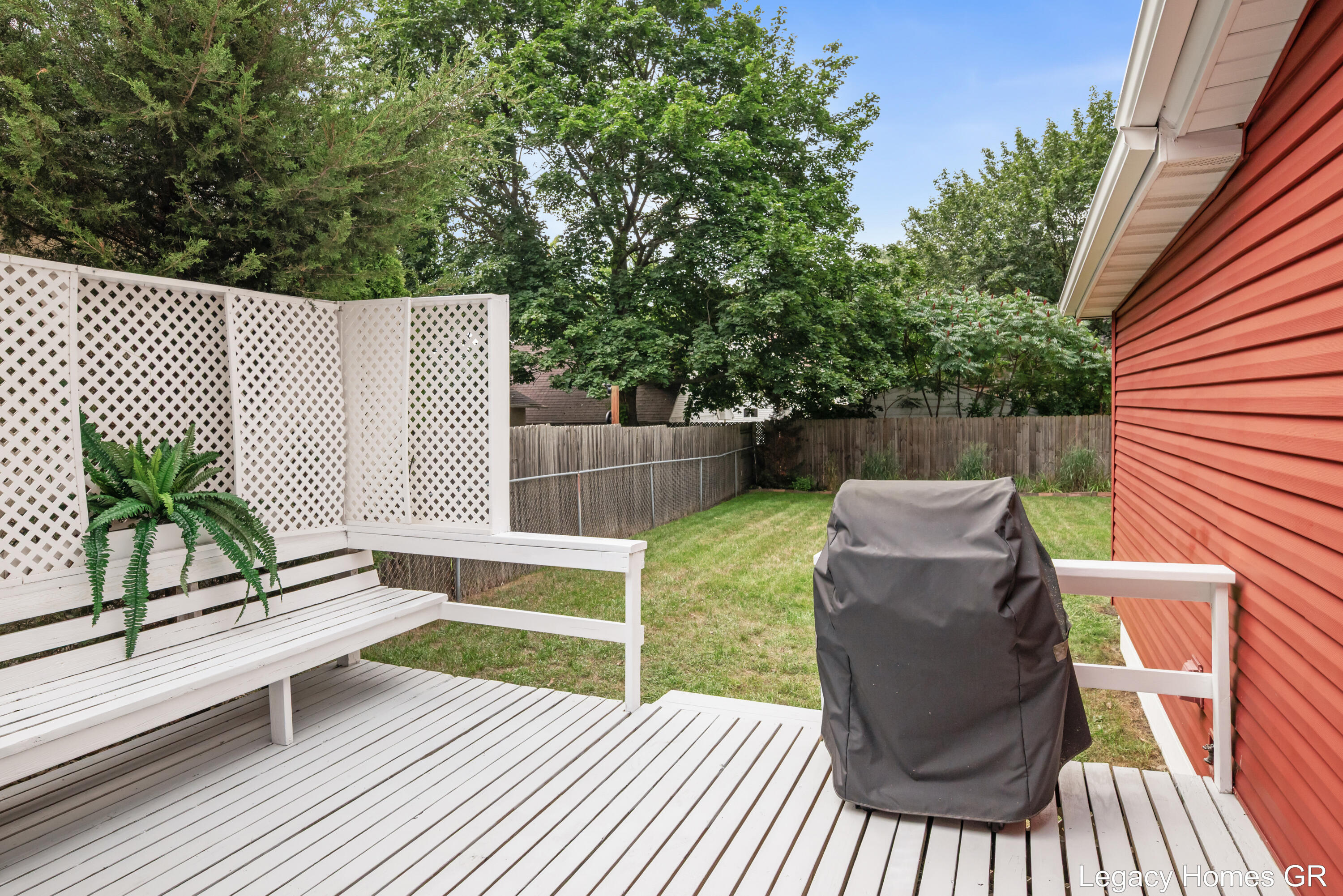 1042 Patton Avenue NW Grand Rapids MI 49504