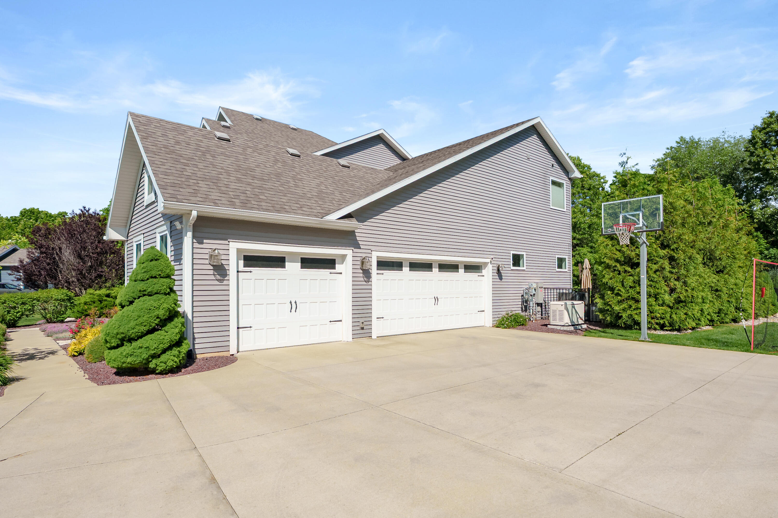 7375 Morganshire Court Kalamazoo MI 49009