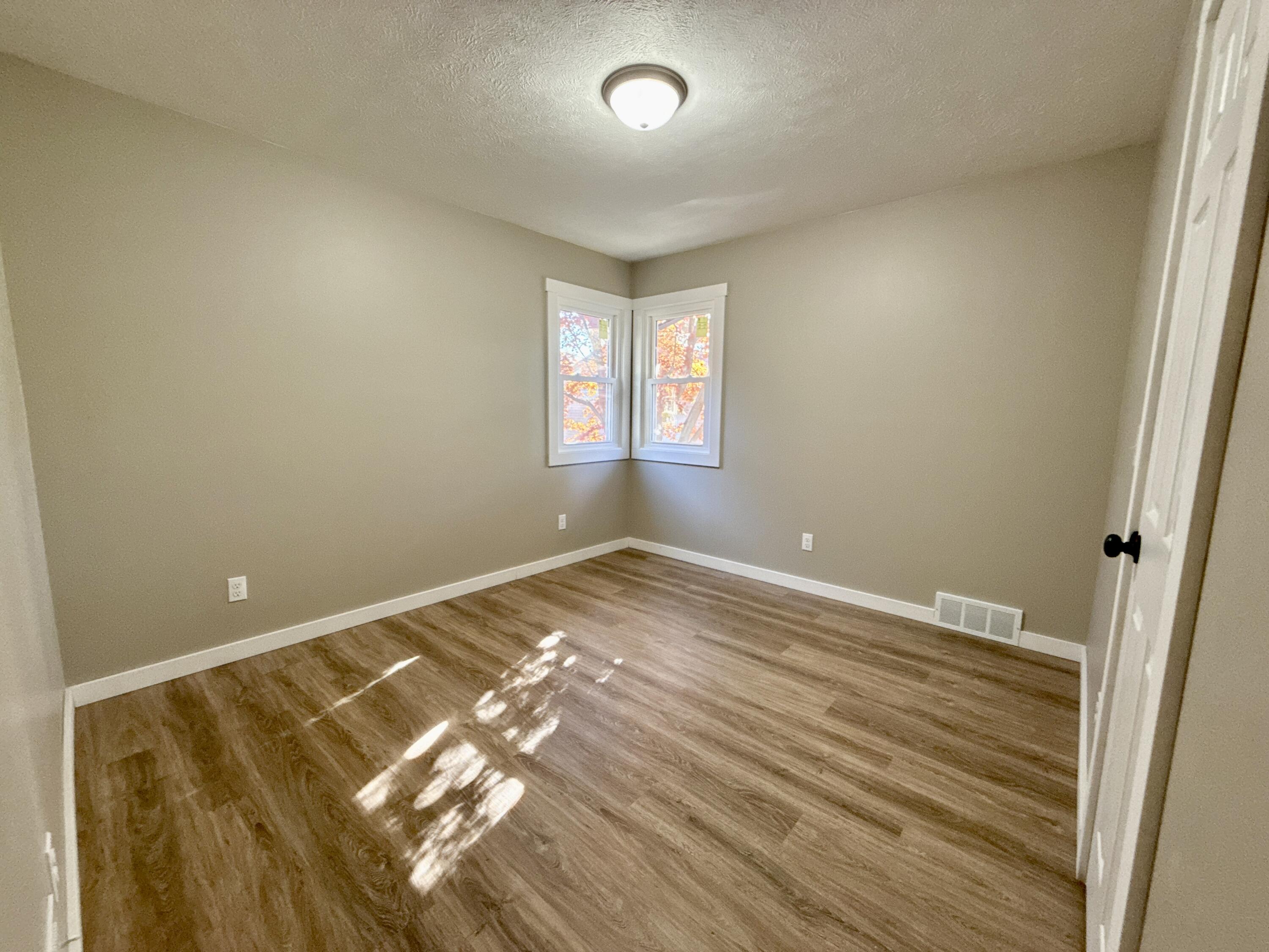 1385 Beardsley Avenue Muskegon MI 49441