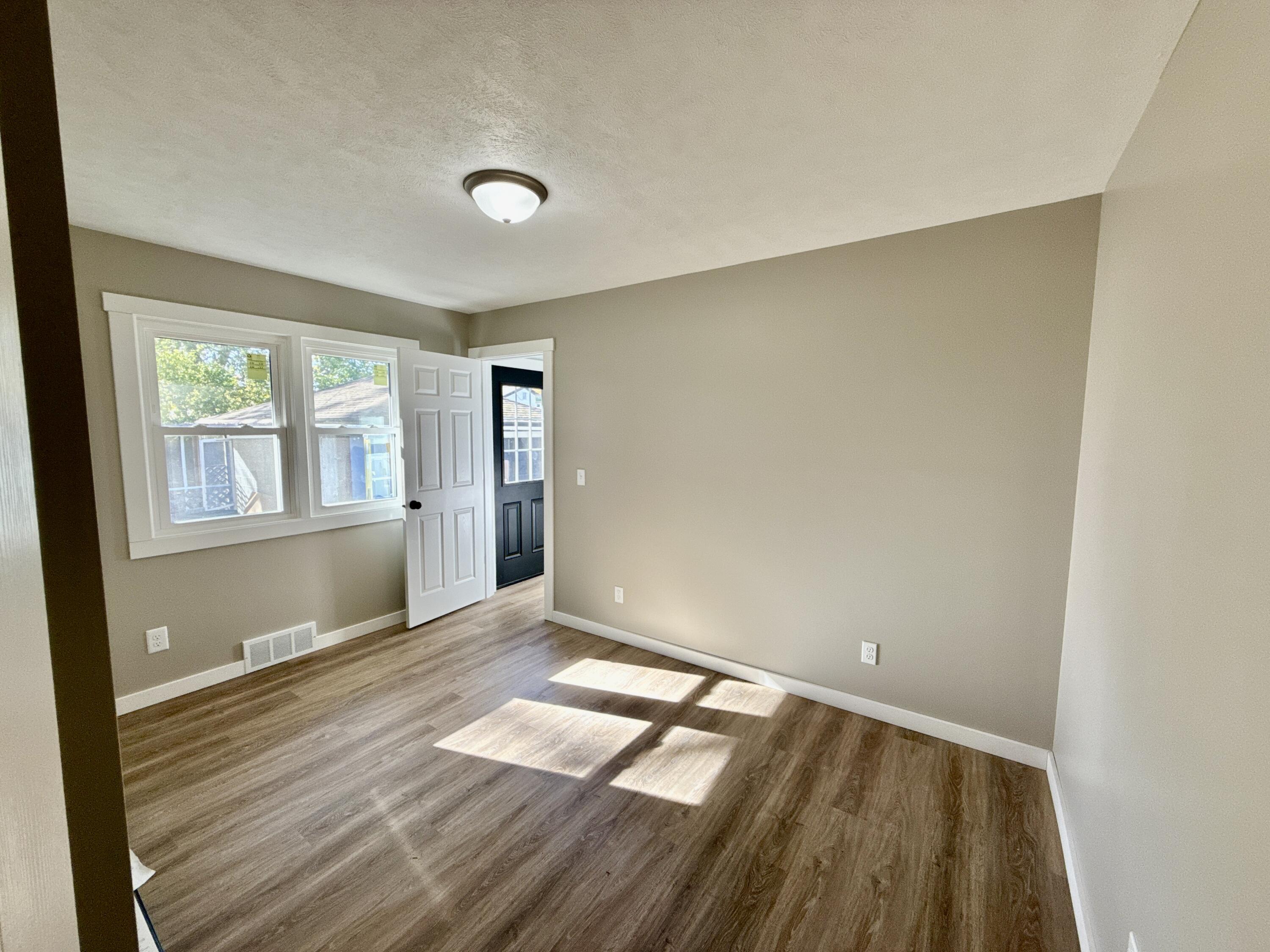 1385 Beardsley Avenue Muskegon MI 49441