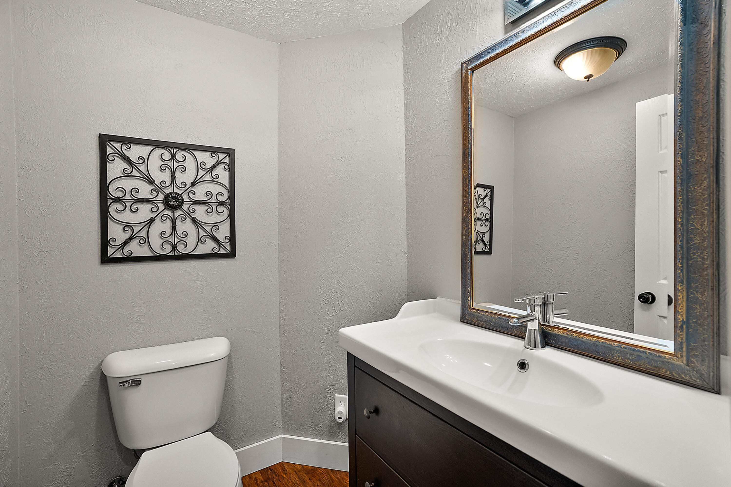 3830 146th Avenue Holland MI 49423