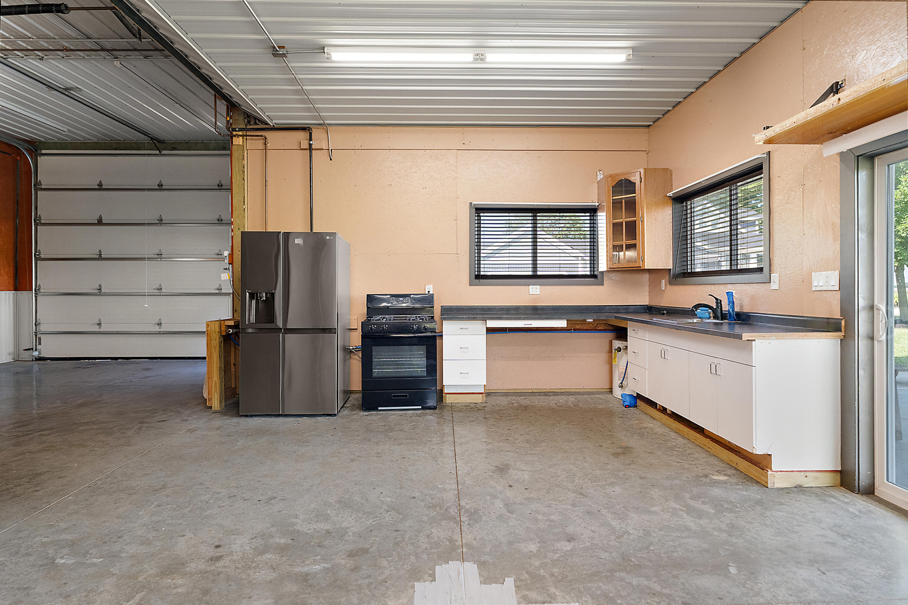 3830 146th Avenue Holland MI 49423