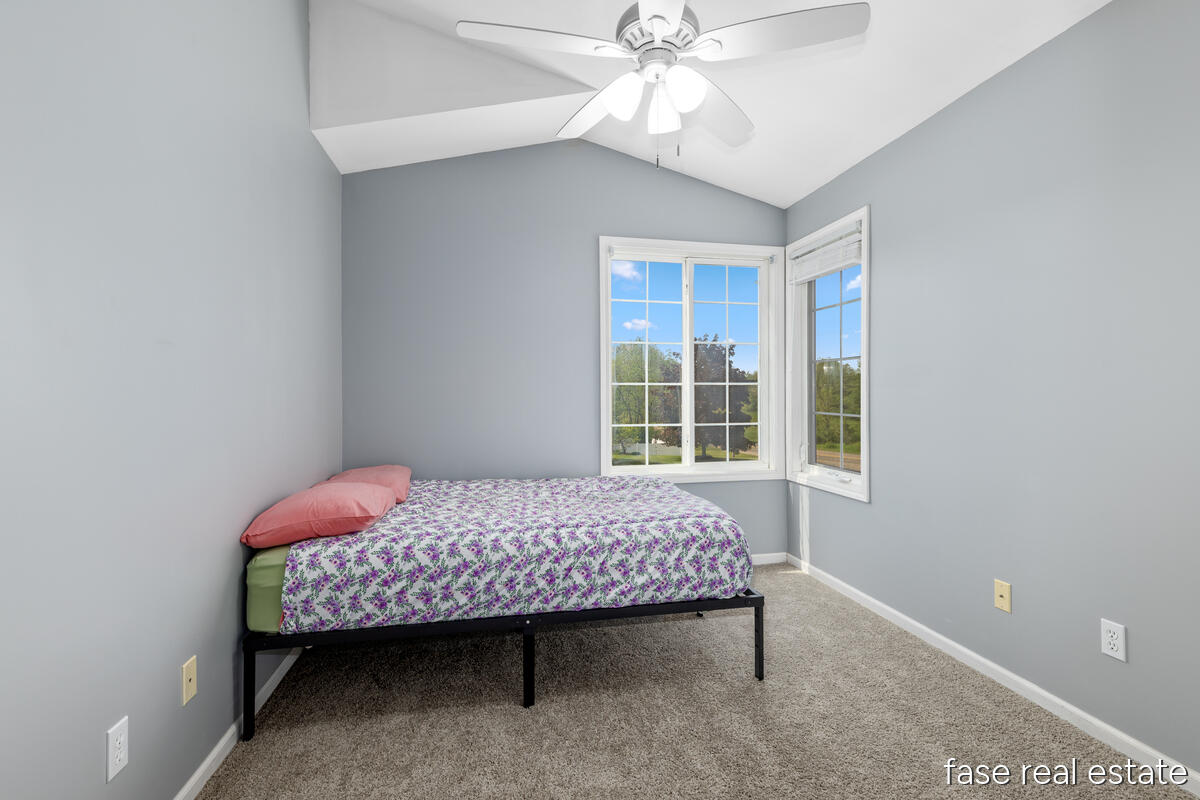 2796 Bryanwood Drive NW Grand Rapids MI 49544