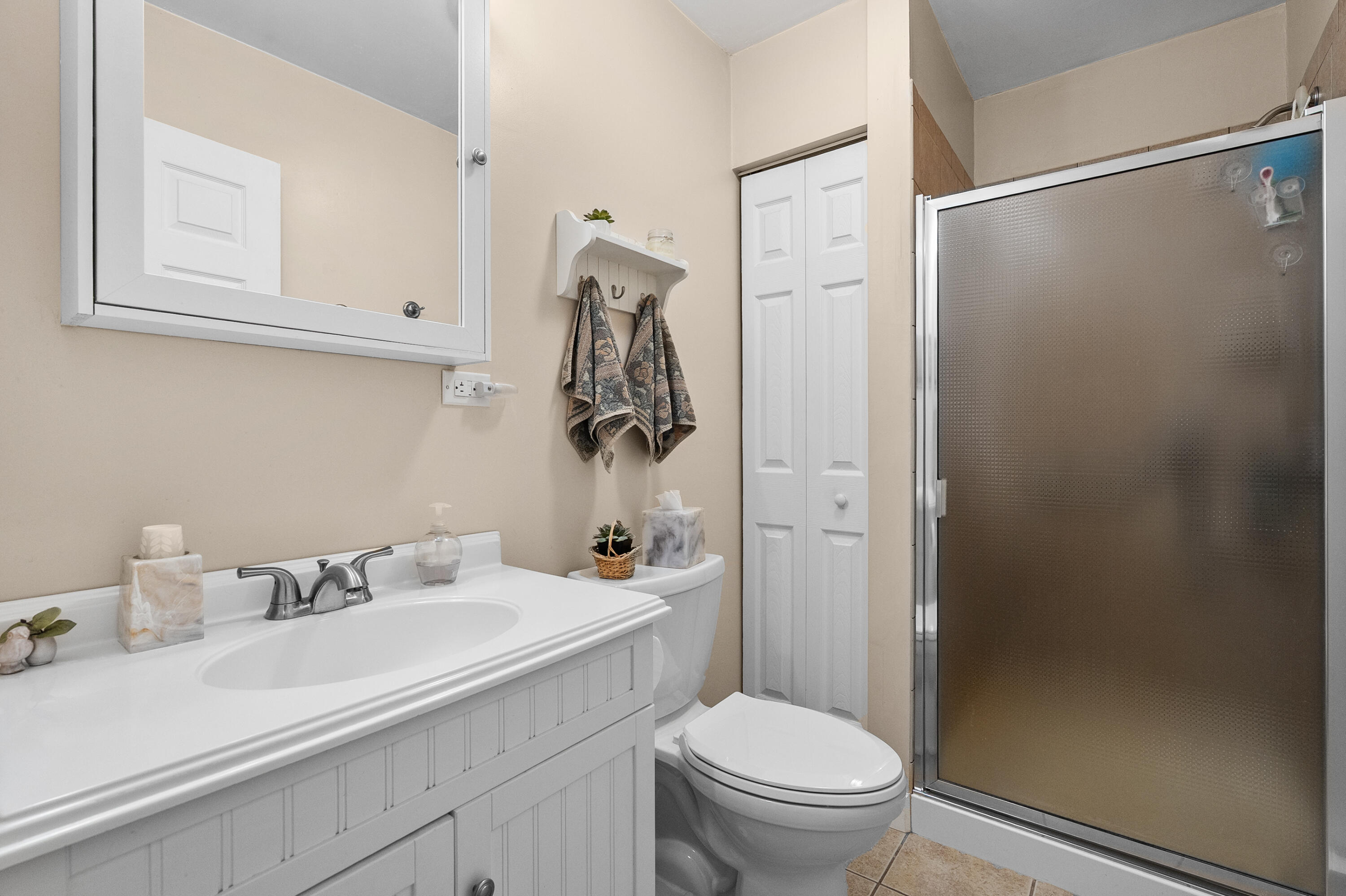 51860 County Road 384 Grand Junction MI 49056