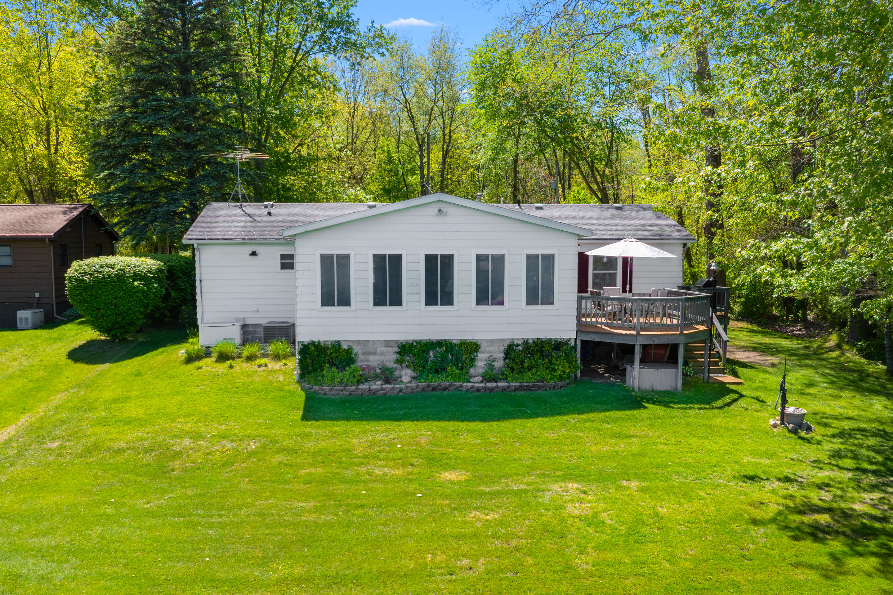 51860 County Road 384 Grand Junction MI 49056