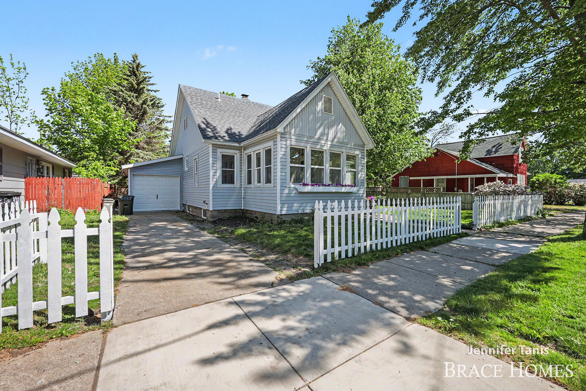 2154 Morton Avenue Muskegon MI 49441